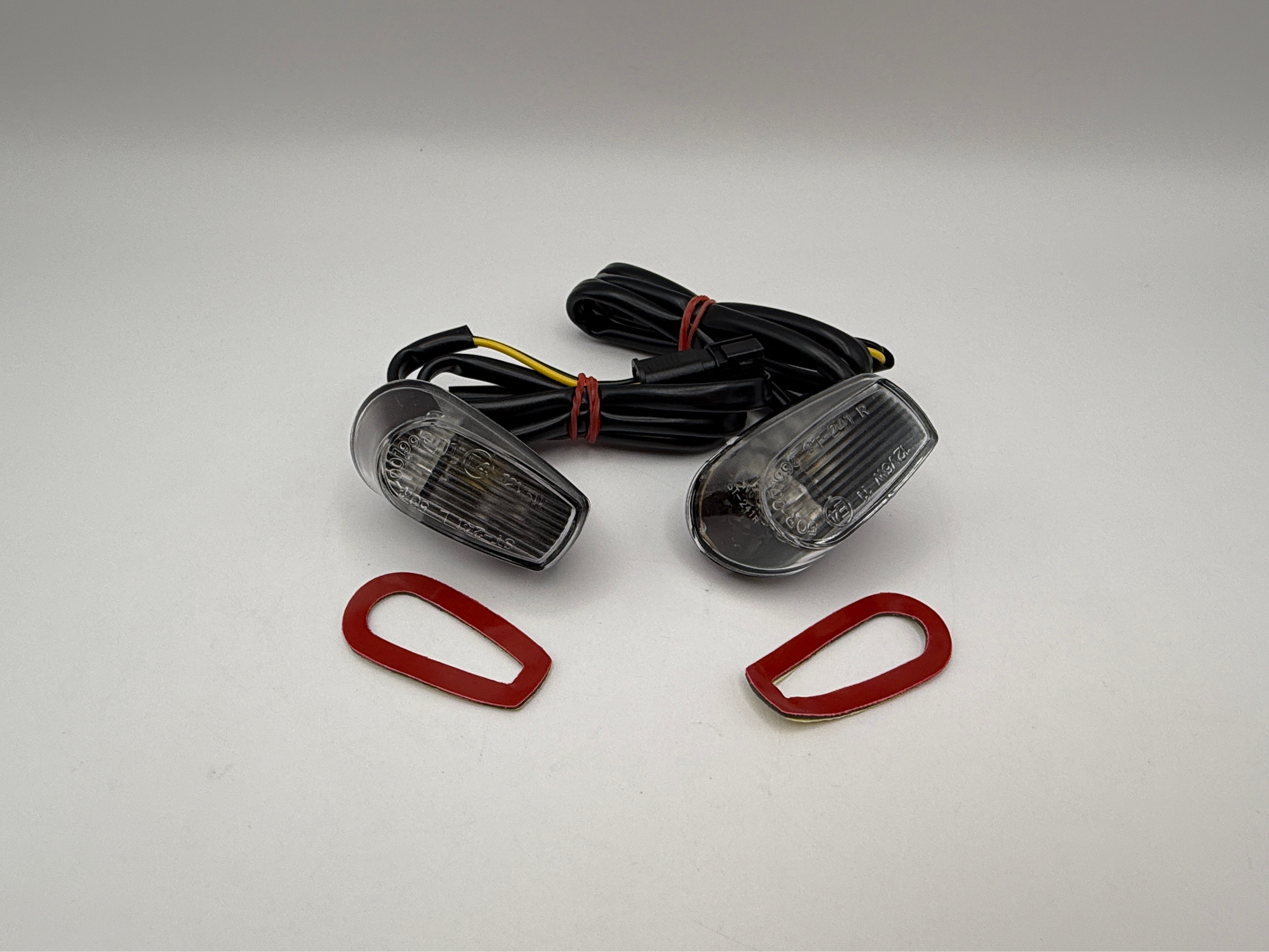 Hendler Indicator LED BMW S1000RR 2009-2014 (Replacement LED Fairing Indicators From Original Indicators) Left & Right (Black Base) (Clear Lens) Wire Length 55cm with BMW plug in 2 wire terminal