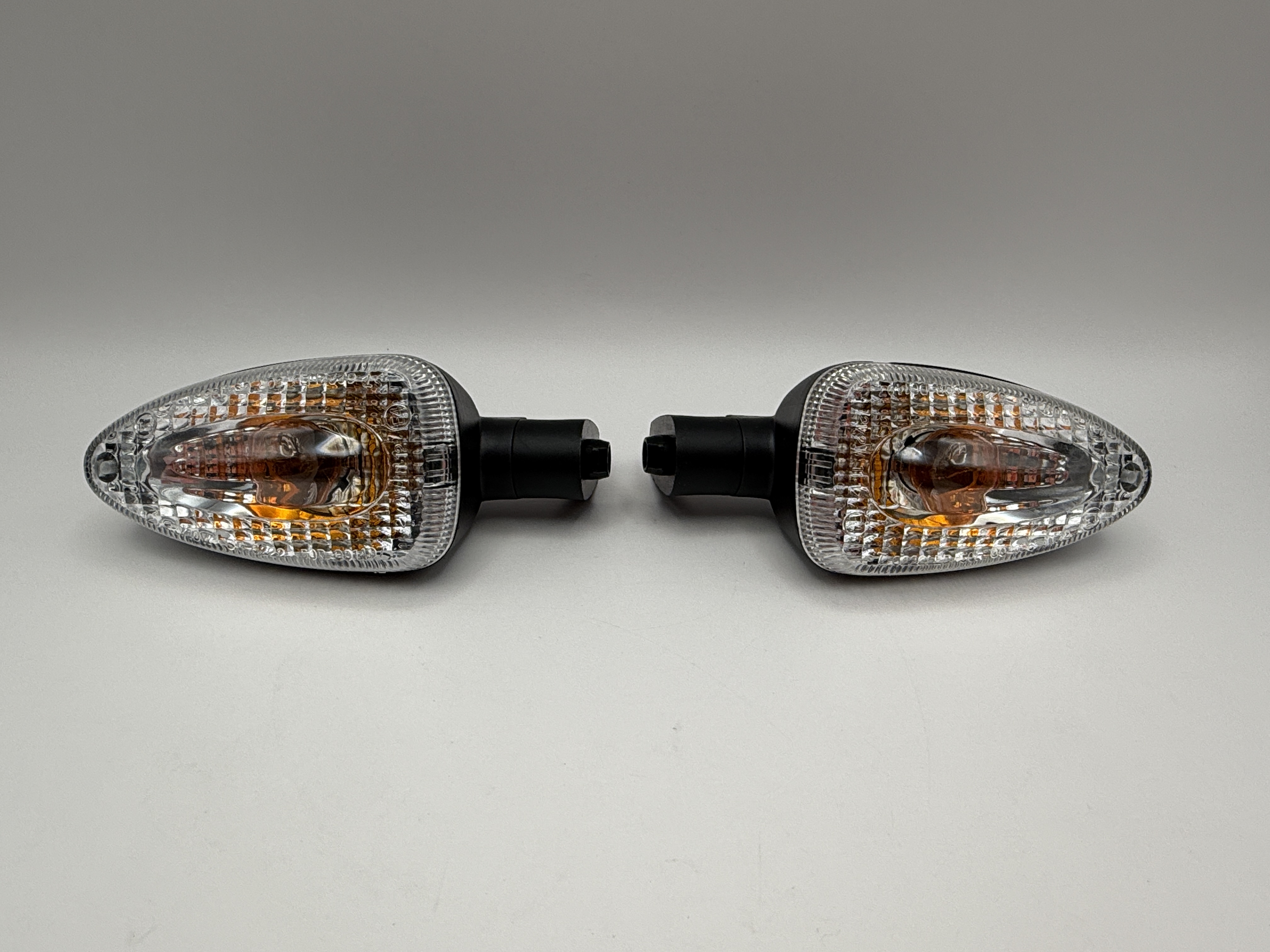Hendler Indicator BMW OE Ref's 6313766771, 6313766772, 63137684950, 63137684528, 63137676316 Left & Right, Front or Rear (Clear Lens) Short Stem 20mm No wire