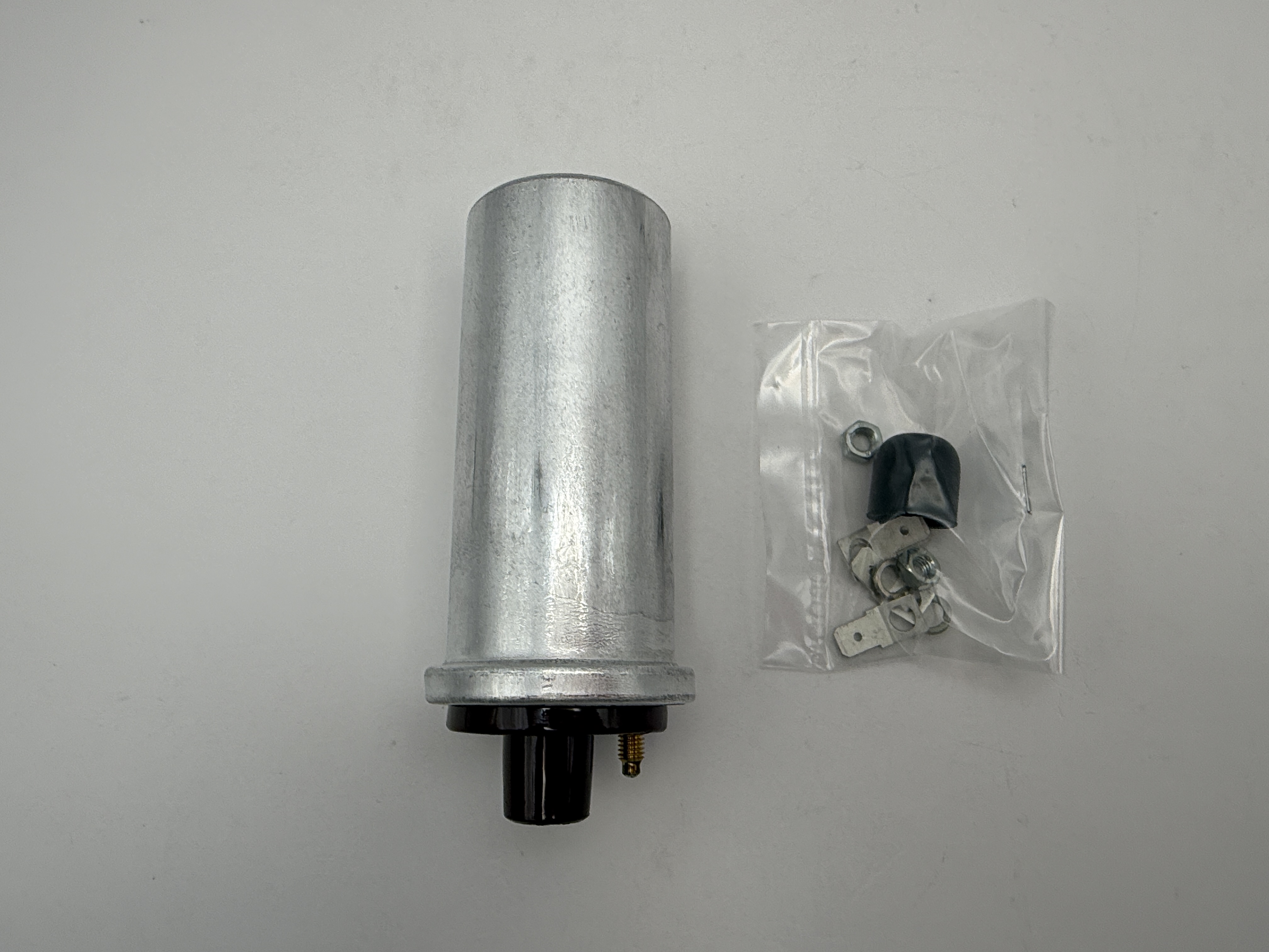 Hendler Ignition Coil 6v DC 2 Poles British Lucas 110mm x 40mm (48mm Centres)