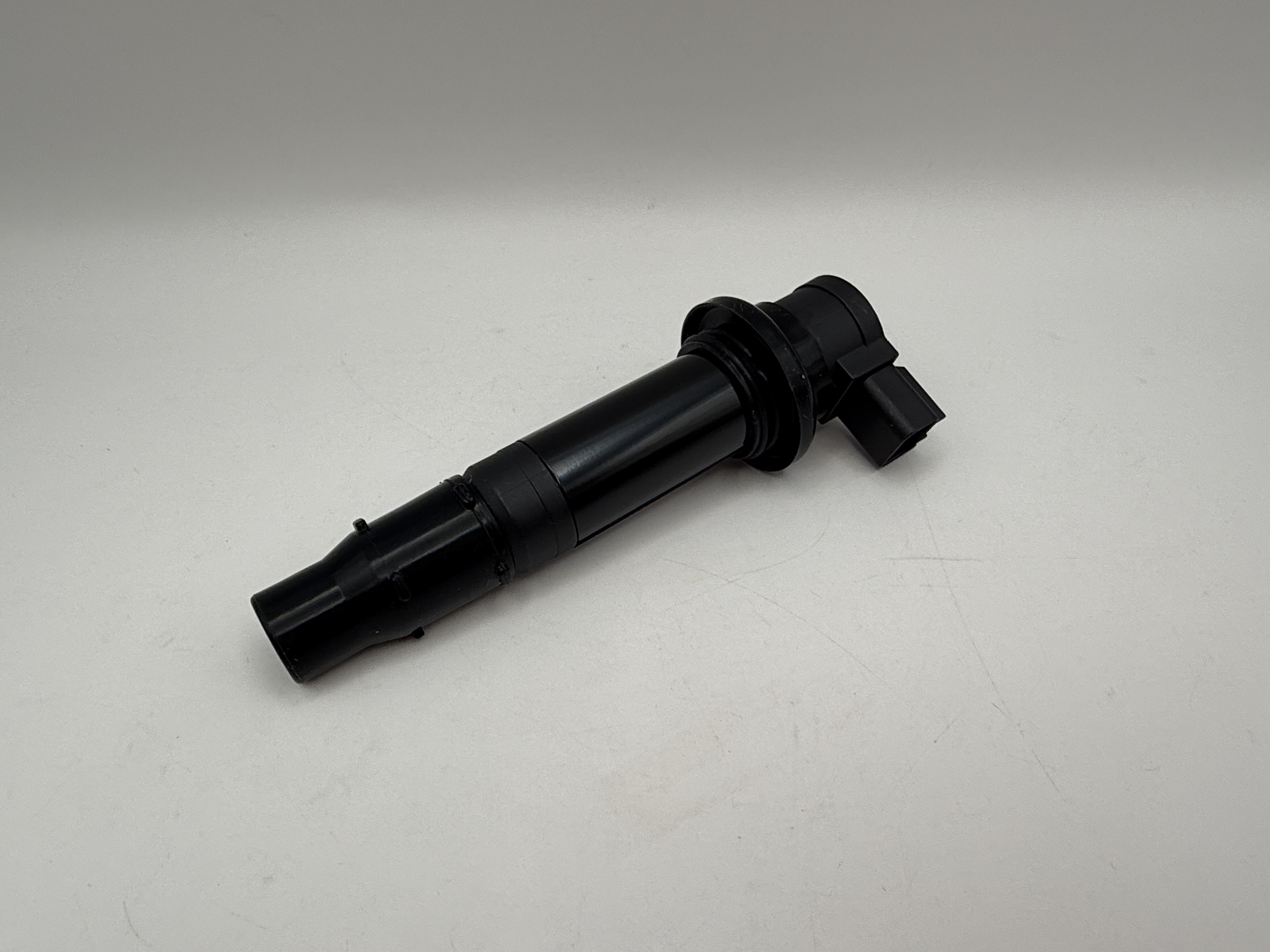 Hendler Ignition Coil Plug Cap Yamaha YZF-R1 2002-2003, YZF-R6 2003-2005, YZF-R6S 2006-2009, FZ1 2006-2014, VMAX 1700 2009-2016 OE Ref: 5PW-82310-00-00