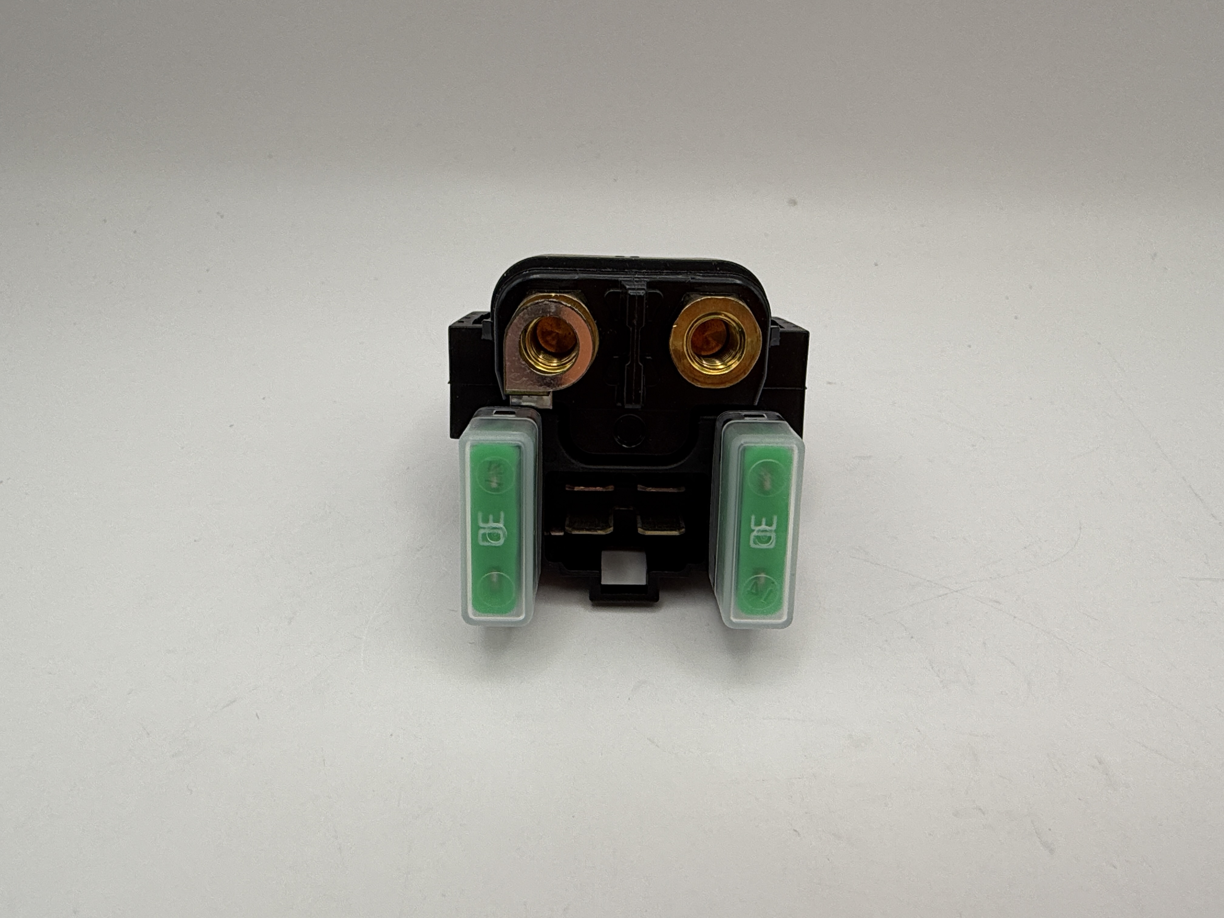 TourMax Starter Relay Yamaha YZF600R 95-02, TDM850 96-01, TRX850 96-97, MT-03 06-09, YP250 Majesty 00-03, XVS1100 Dragstar 99-02, XVS1100 Dragstar Classic 00-03, 05-06, BT1100 Bulldog 02-06 OE Refs: 4DN-81940-00, 4DN-81940-12