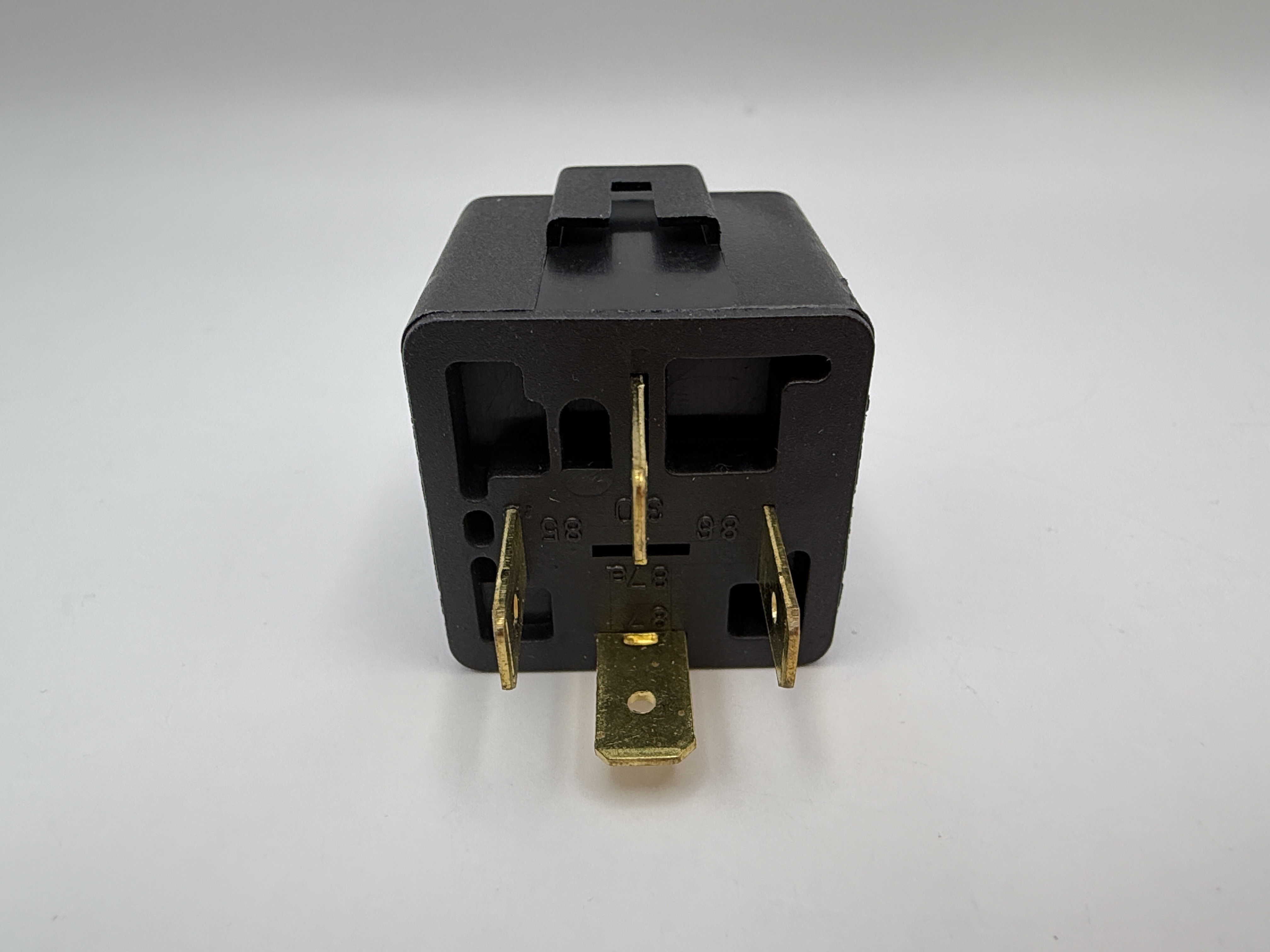 Hendler Starter Relay 4 Pin Offset As Fitted to European Models (No Bolt Hole)