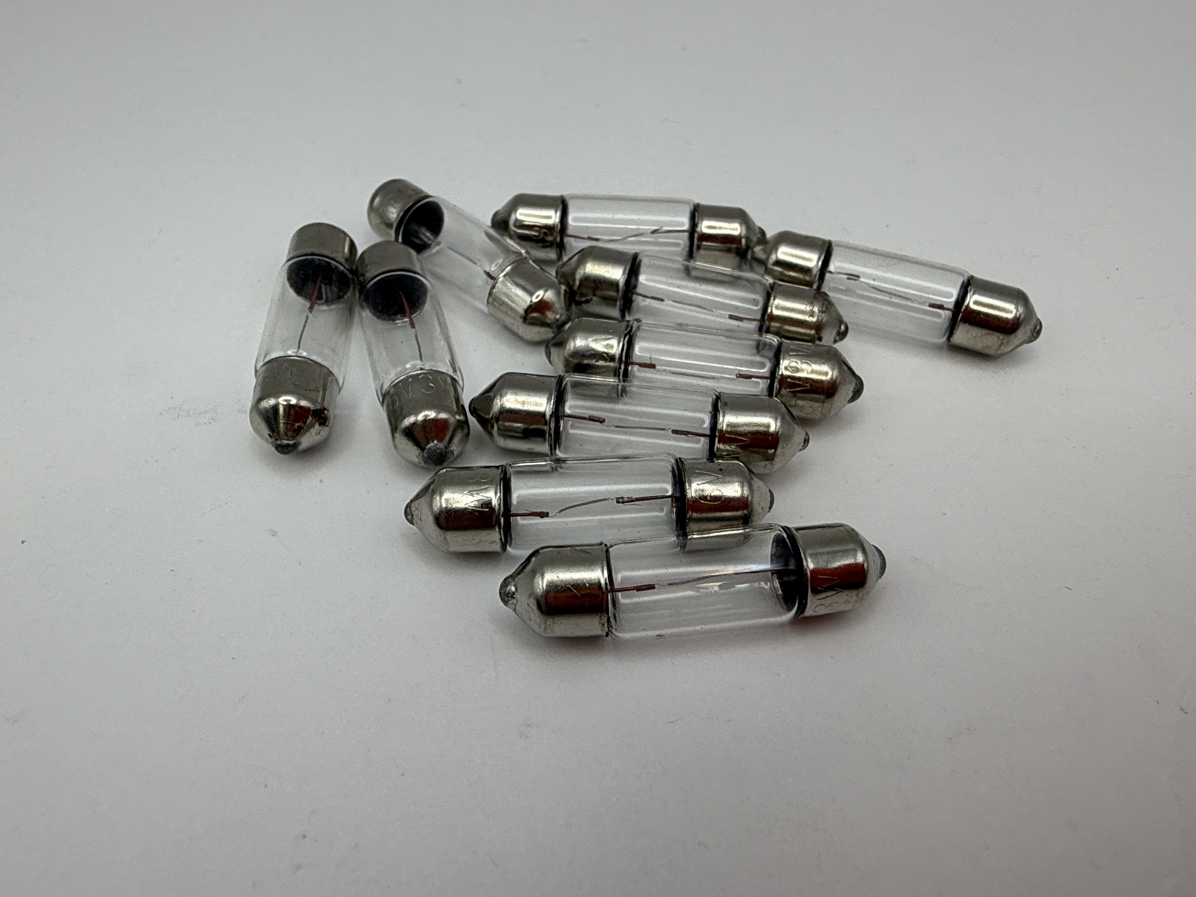Hendler Bulb 6v Festoon SV8.5-8 5w
