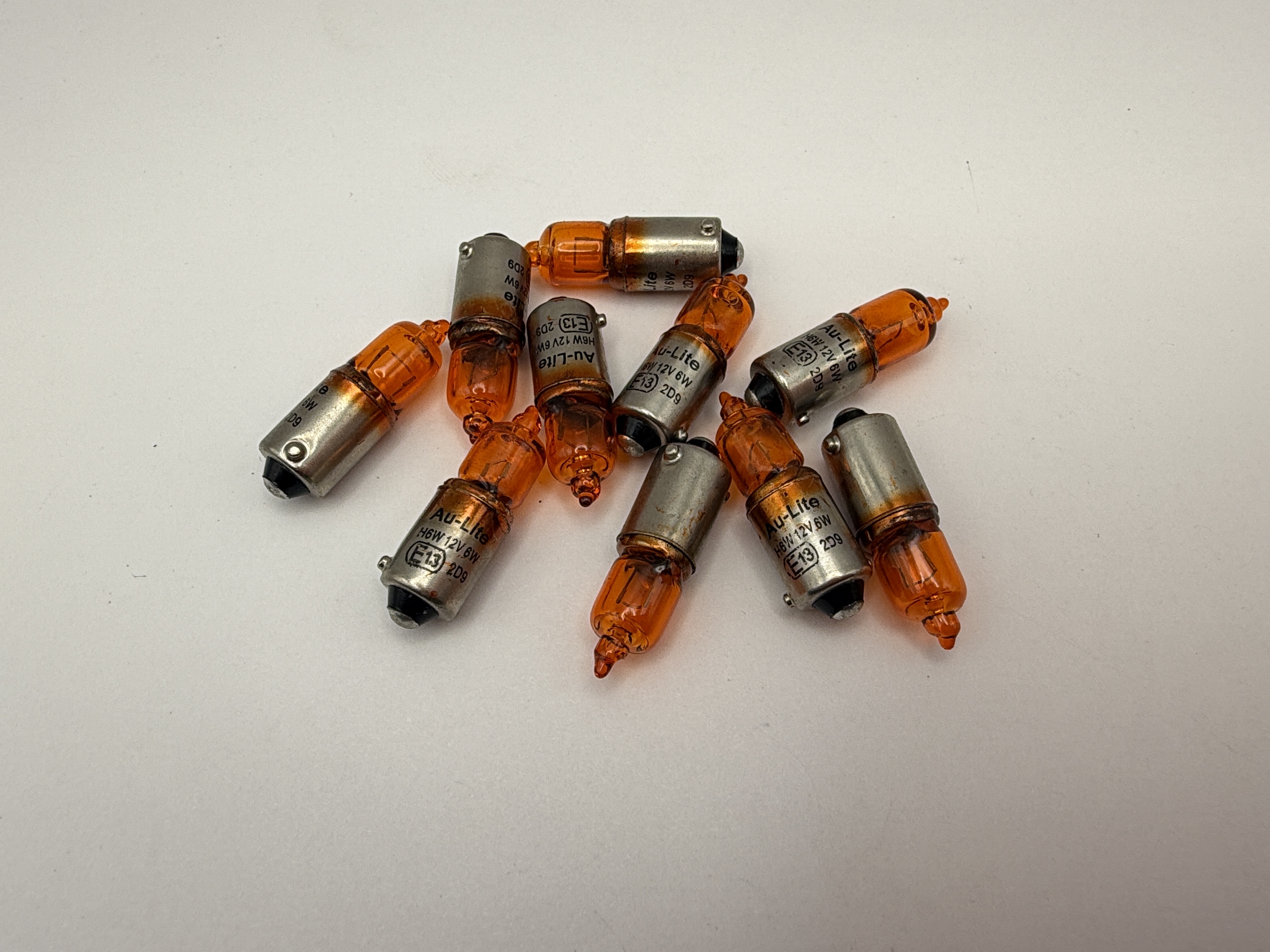 Hendler Bulb 12v BAX9s 6w Halogen Amber (Off Set Pins)