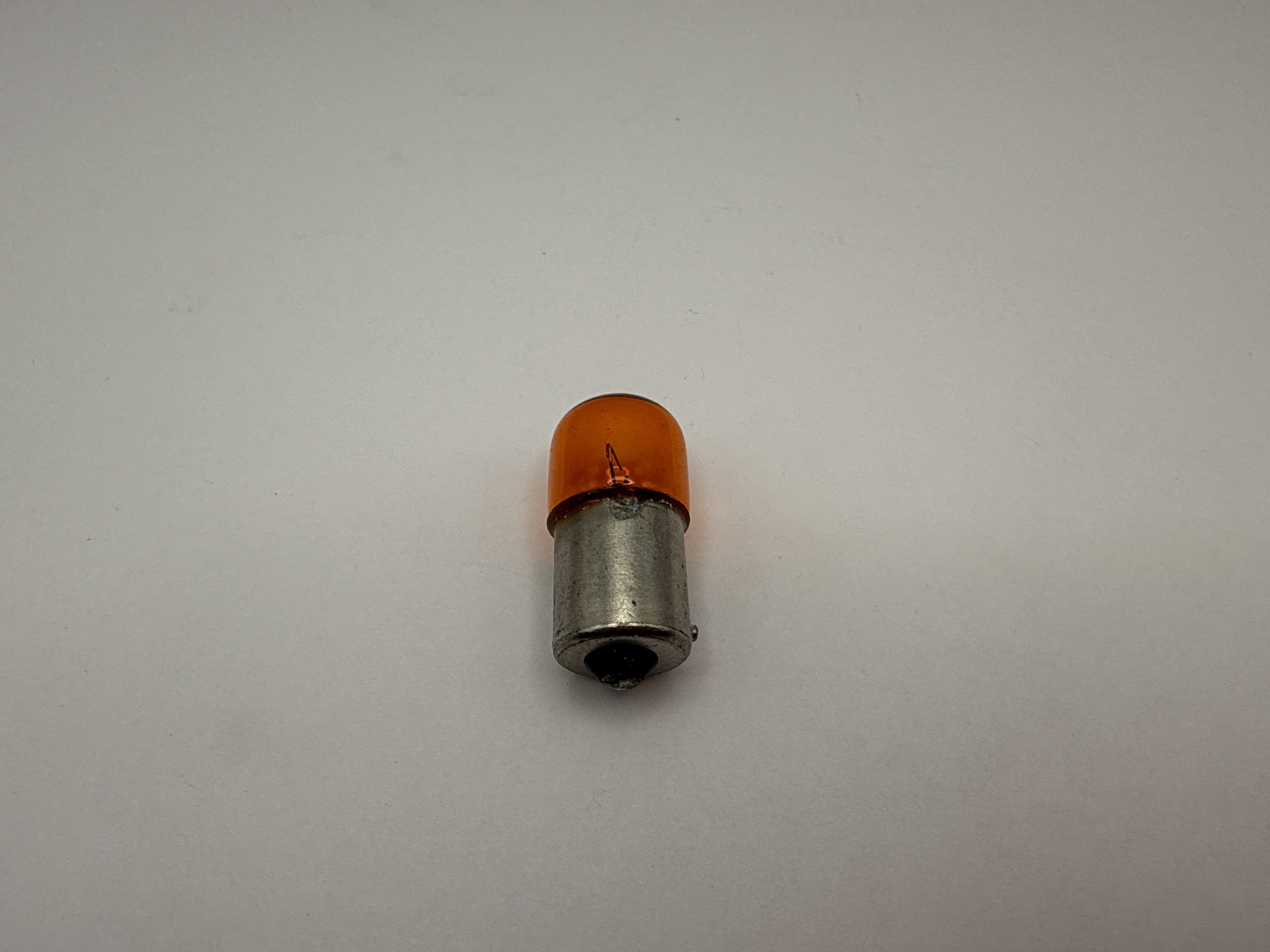Hendler Bulb 12v BAX15s 10w Amber (Off Set Pins Small Head)
