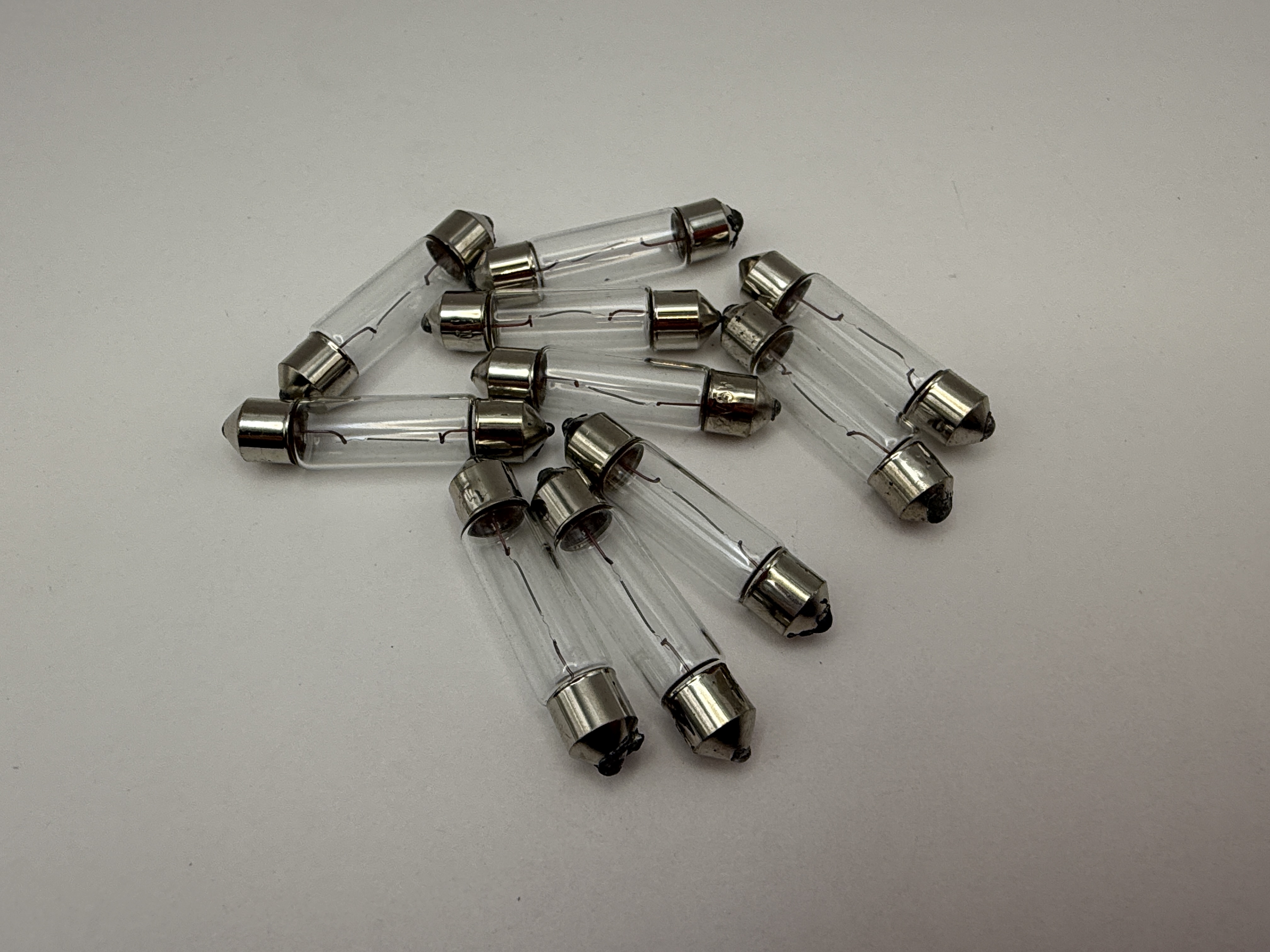 Hendler Bulb 12v Festoon SV8.5-8 5w