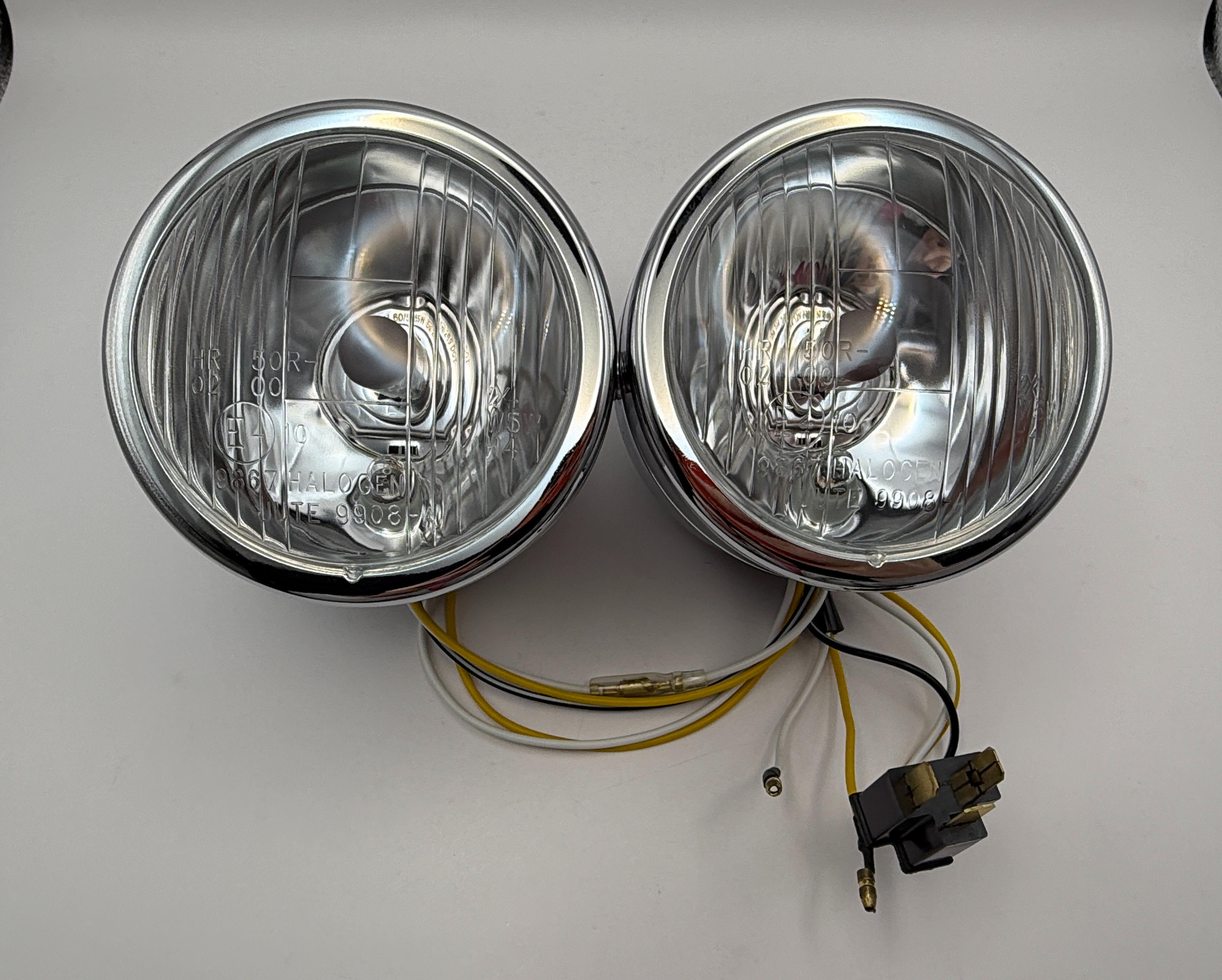 Hendler Headlight Complete Chrome Twin 4.5'' Side Mount (E-Marked)