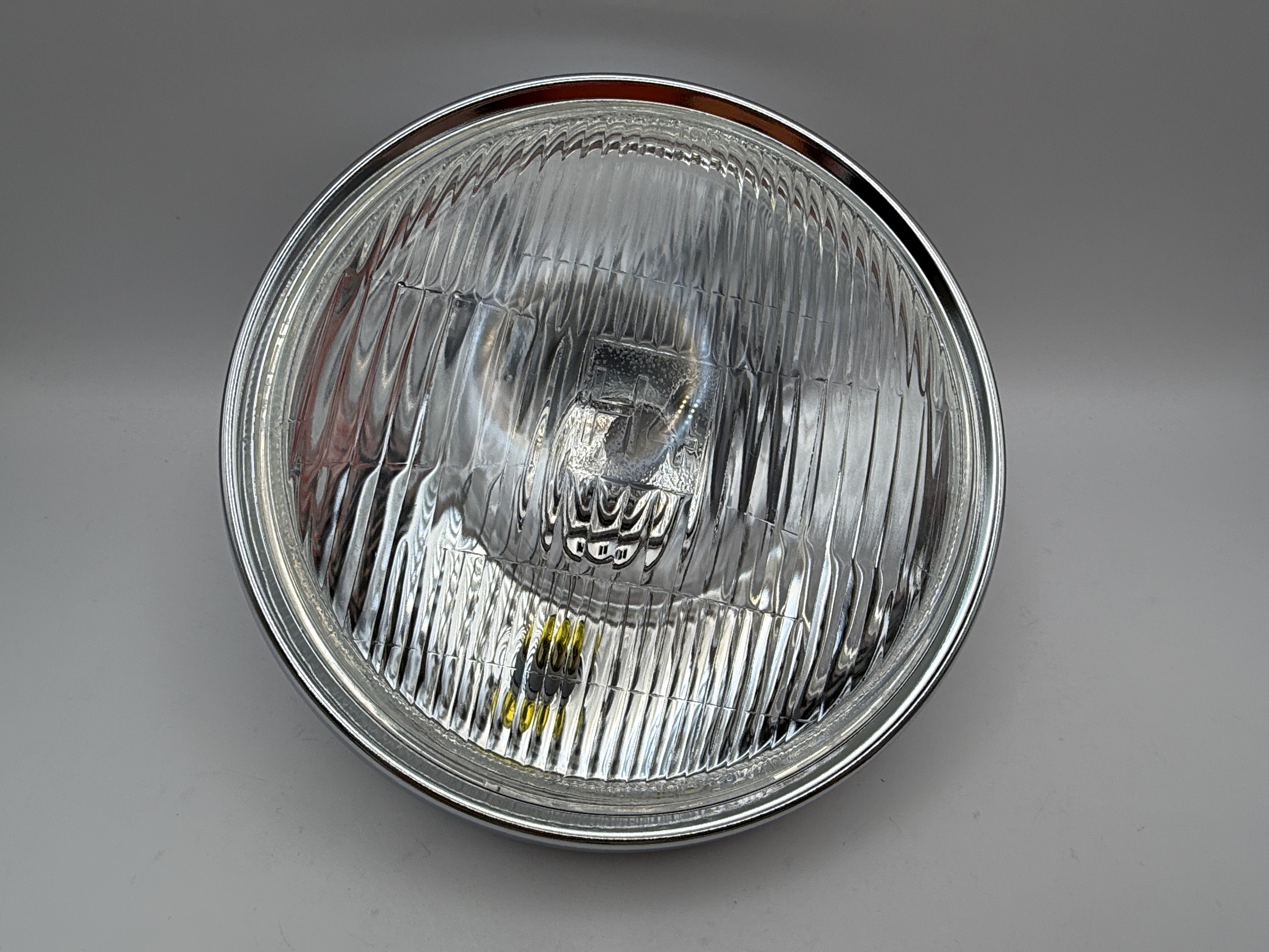 Hendler Headlight Rim & Reflector as fitted to KH250 with Side Light (Not E-Marked)