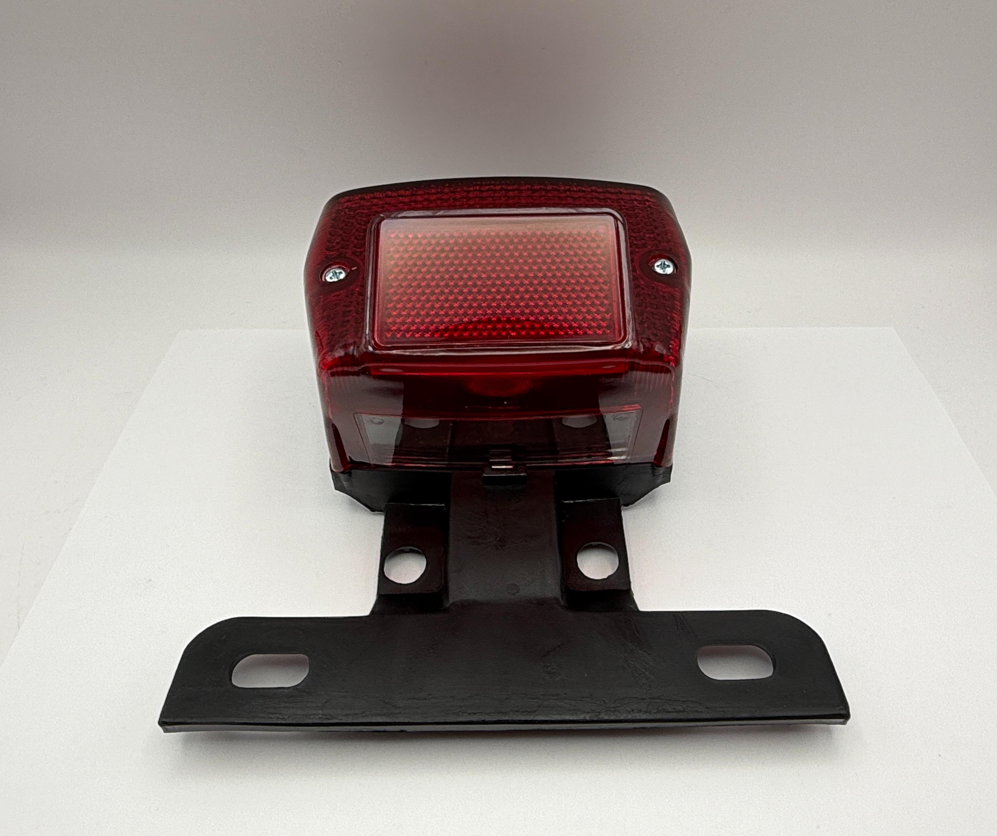 Hendler Complete Taillight Honda C50, C70, C90 Cub