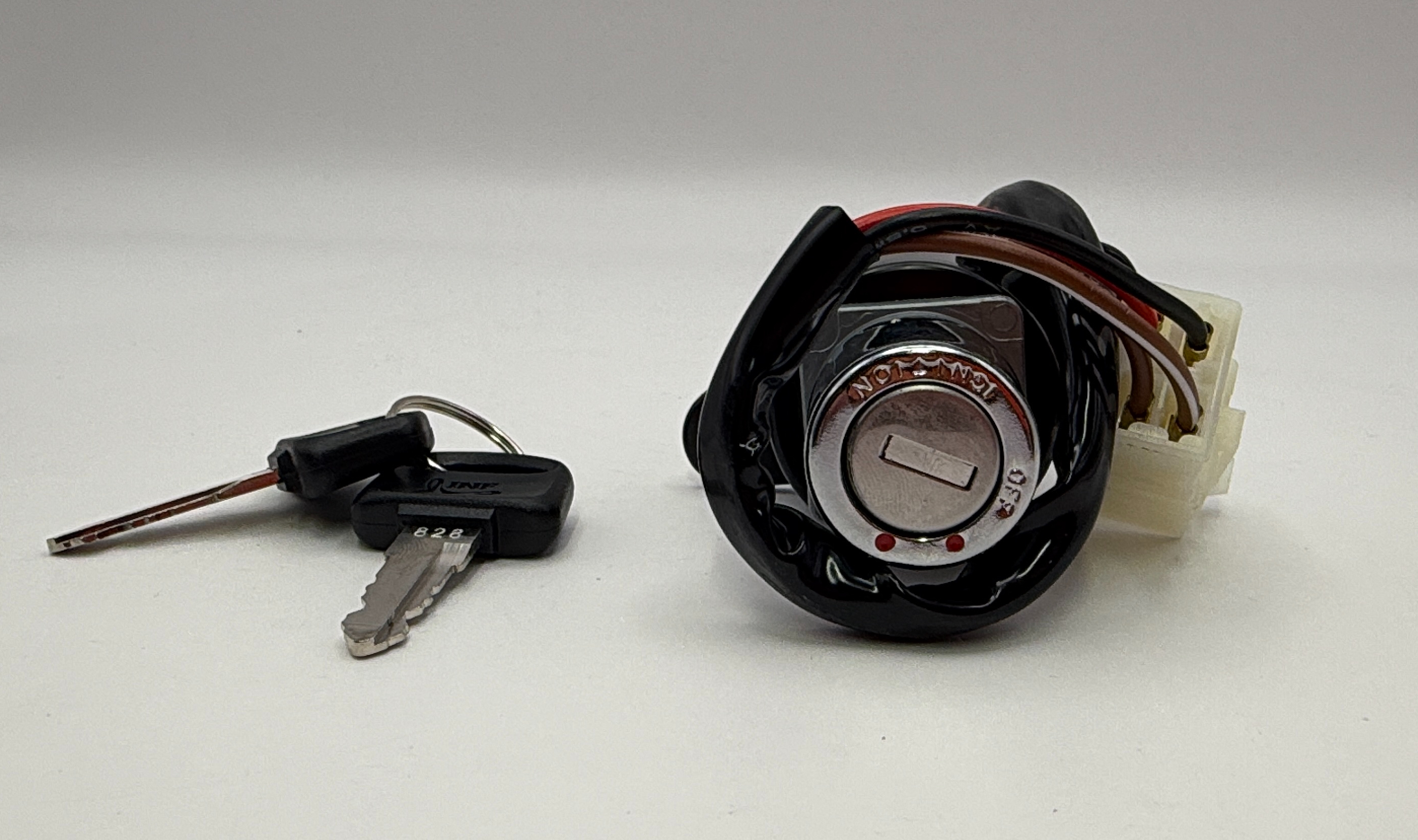Hendler Ignition Switch Honda CB100N, CD185, CD200 78-86 (4 Wires) (50mm Centres)