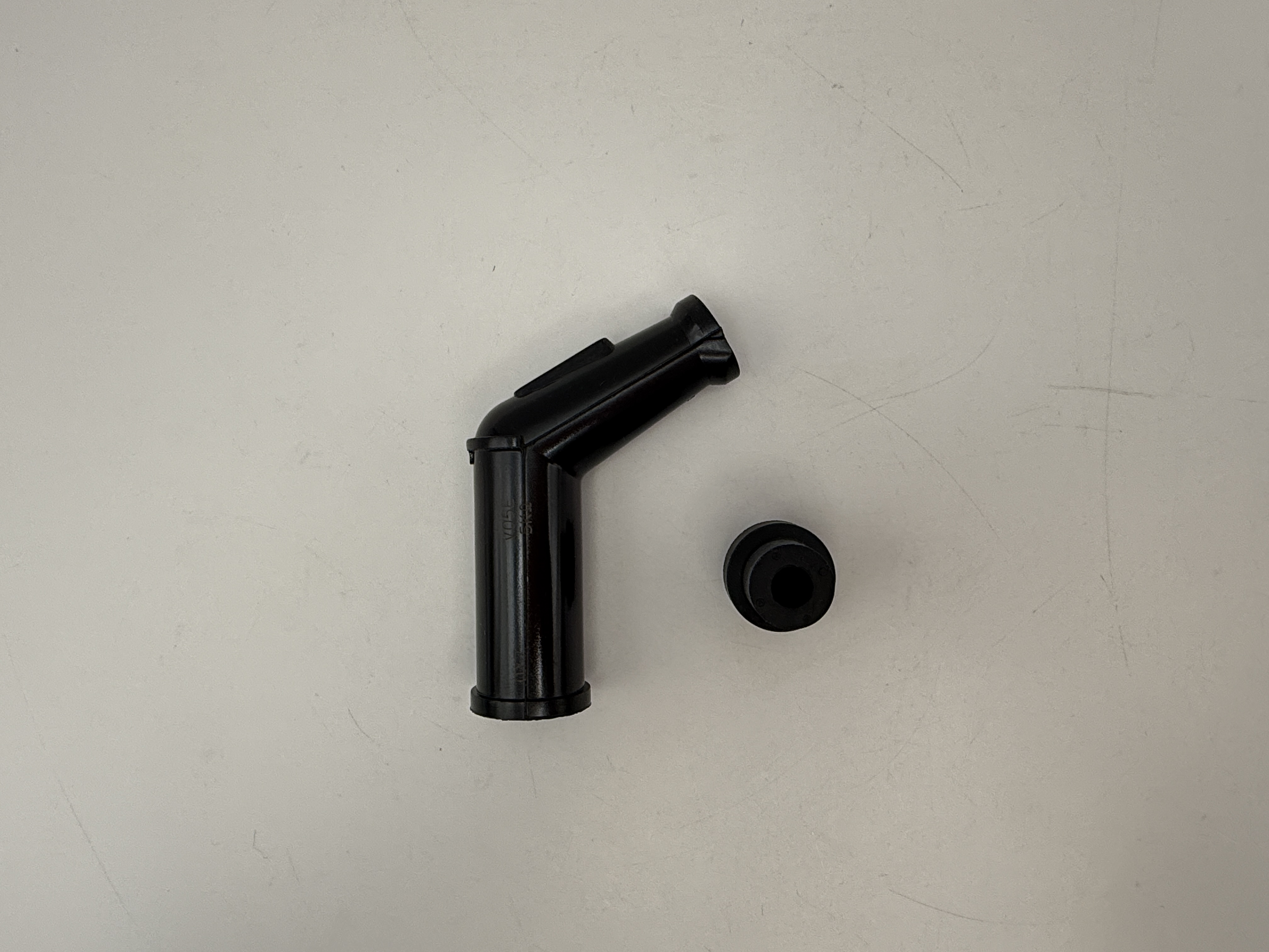 NGK Spark Plug Cap V05E Black (6665) For Solid Terminal Plugs