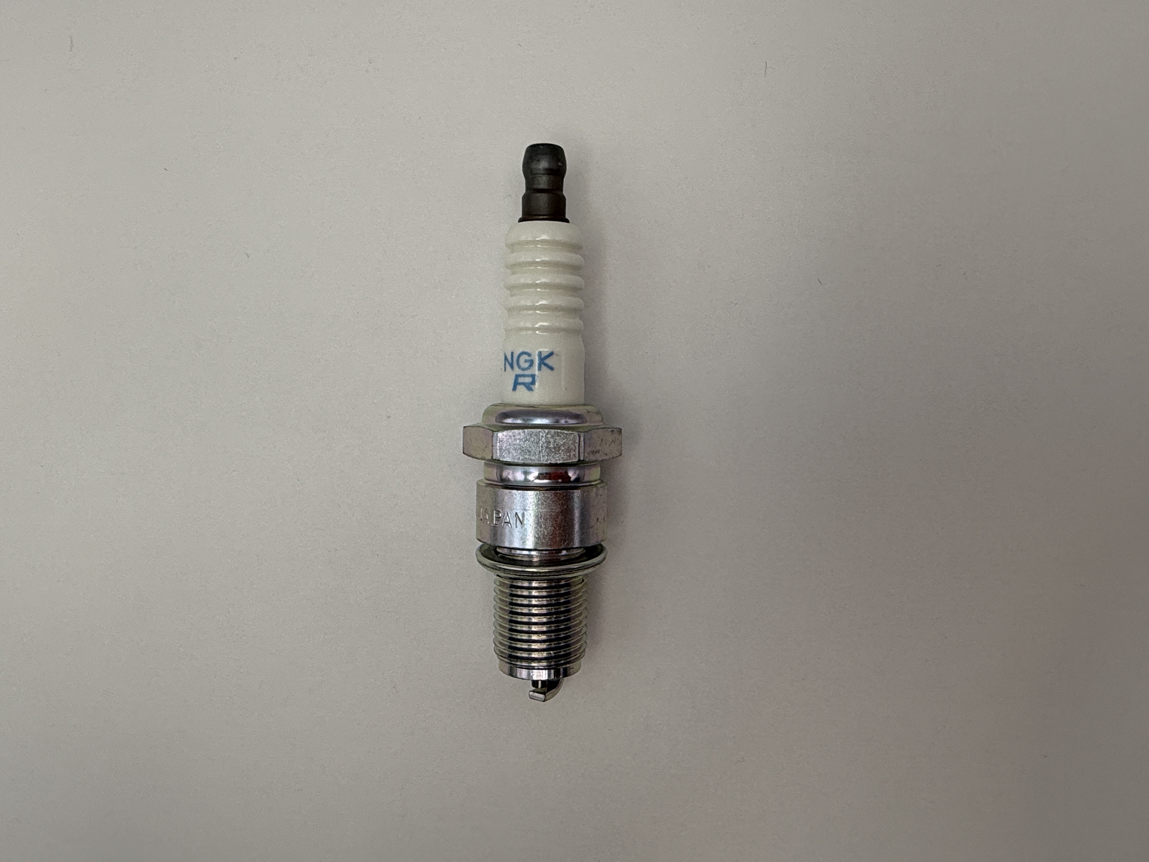 NGK Spark Plug BPR5ES (7422) (India)