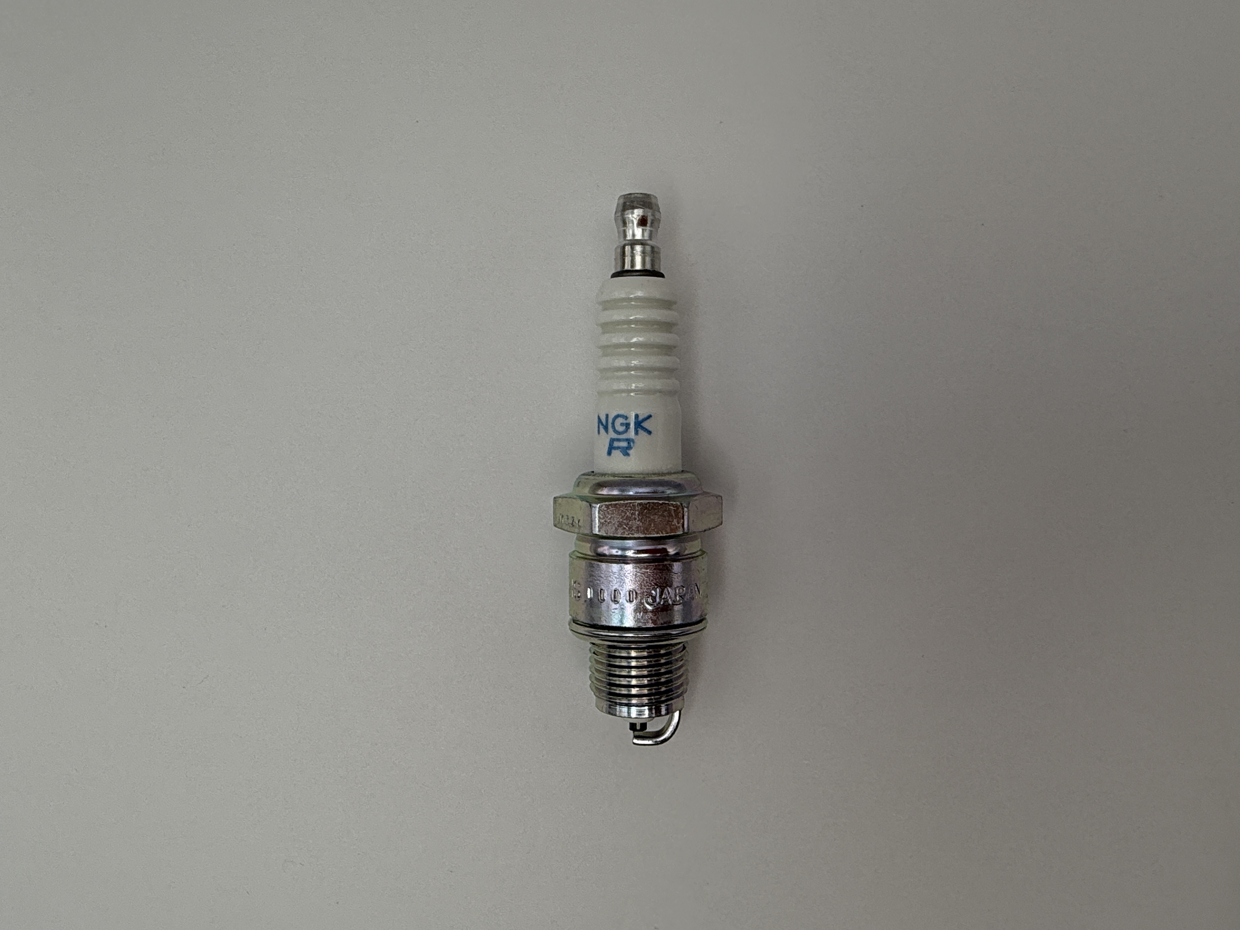 NGK Spark Plug BPR5HS (6222) (Japan)