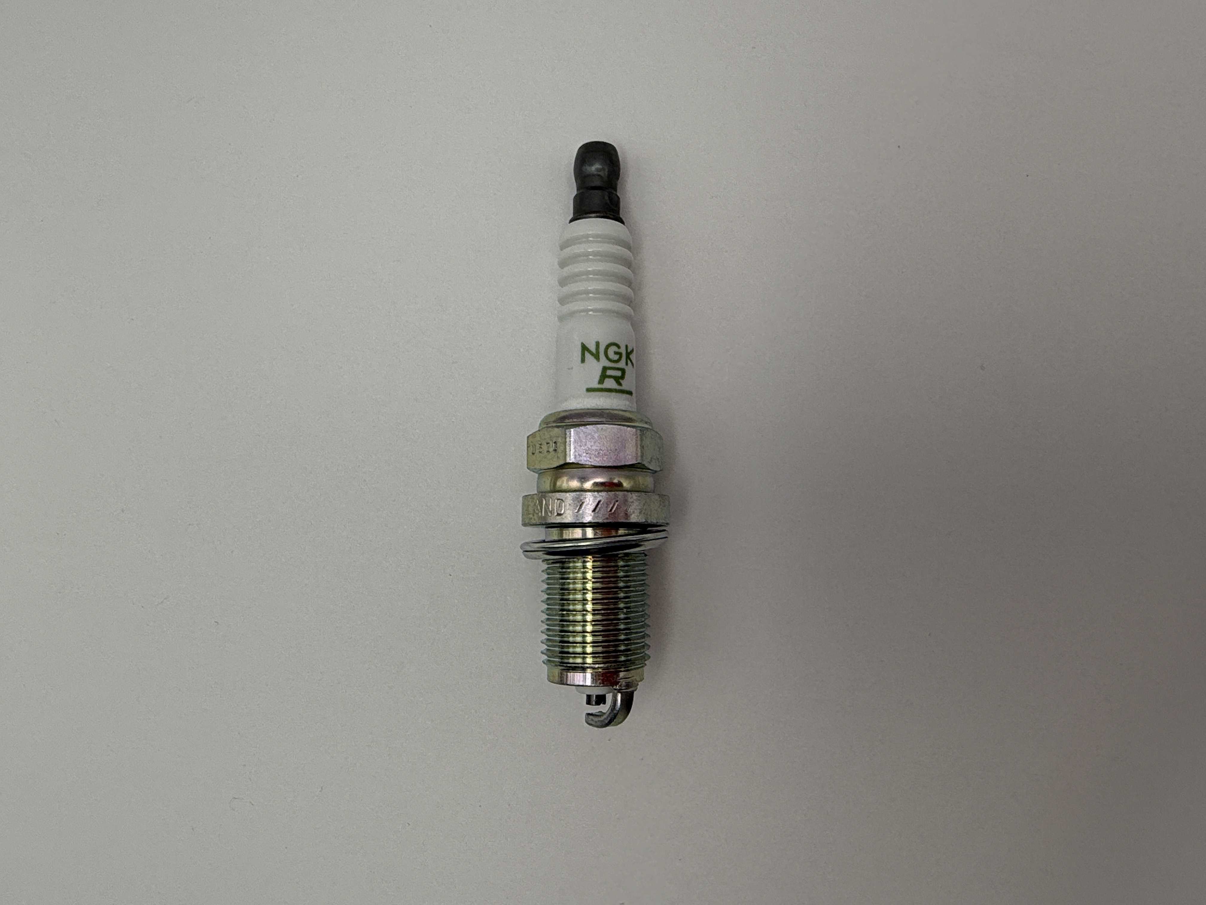NGK Spark Plug BKR6E-11 (2756) (Japan)