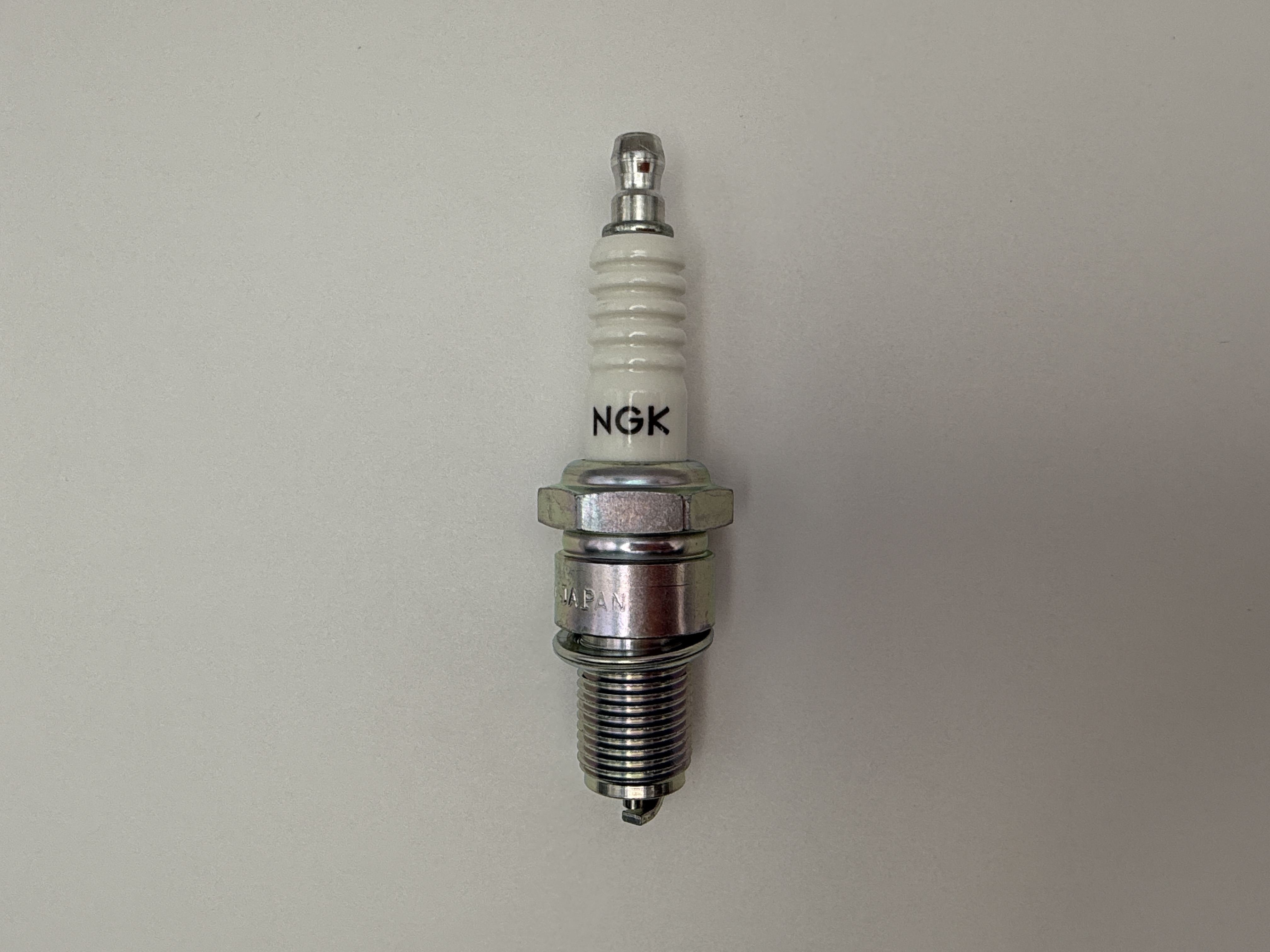 NGK Spark Plug BP6ES (7811) (Japan)