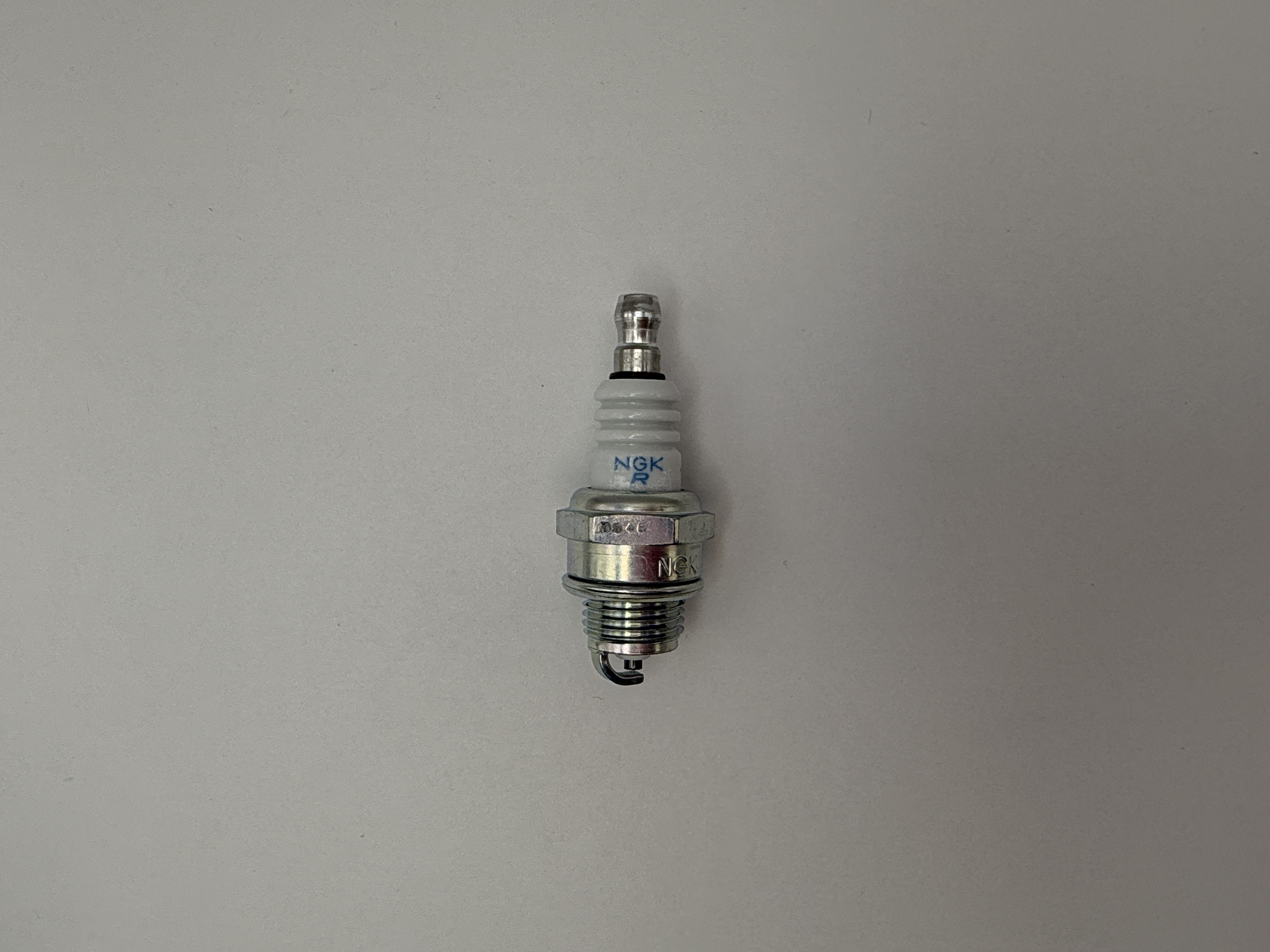 NGK Spark Plug BPMR6A (6726) (Japan)