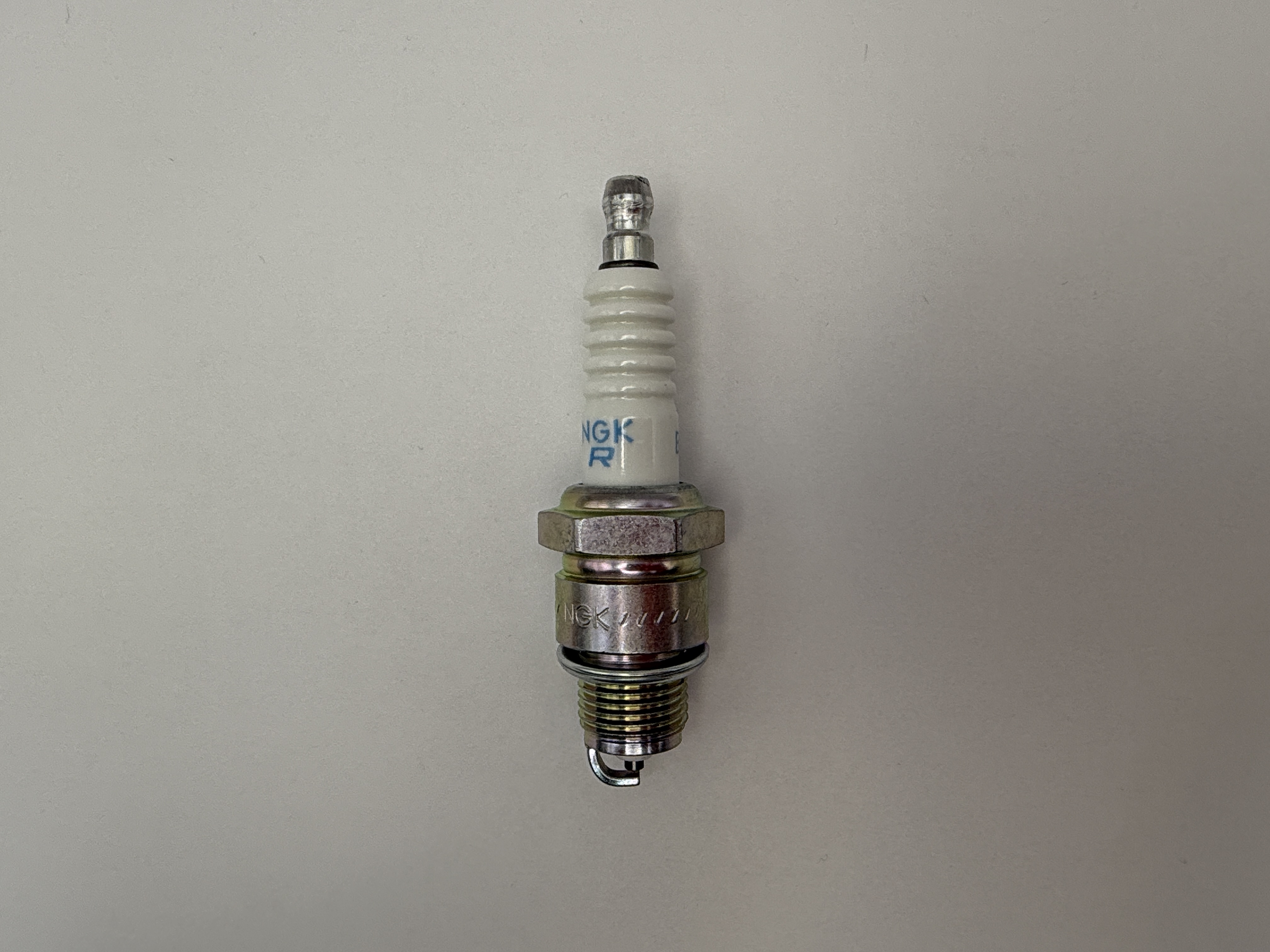 NGK Spark Plug BPR6HS (7022) (India)