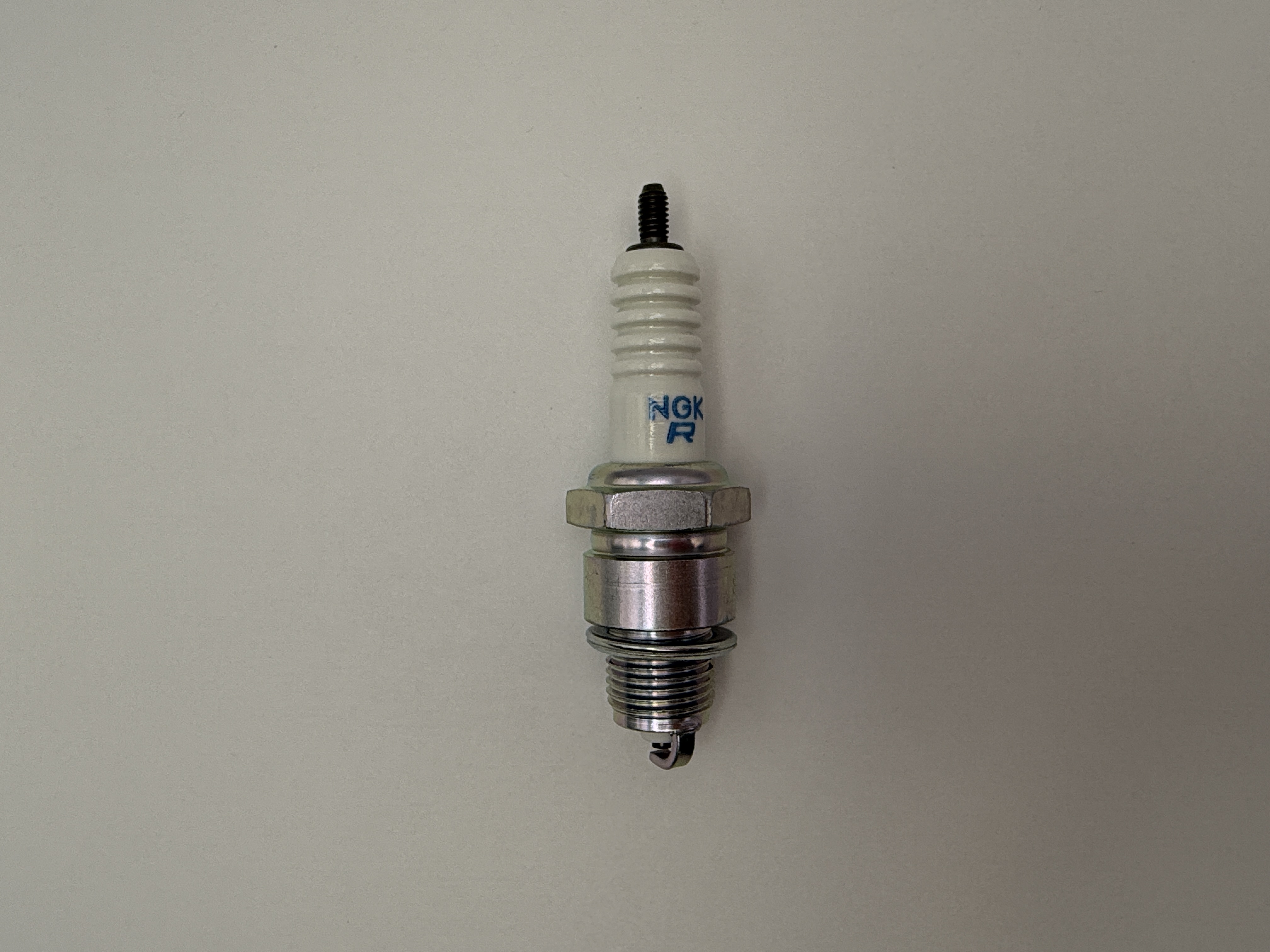 NGK Spark Plug BPR6HSA (4632) (Japan)