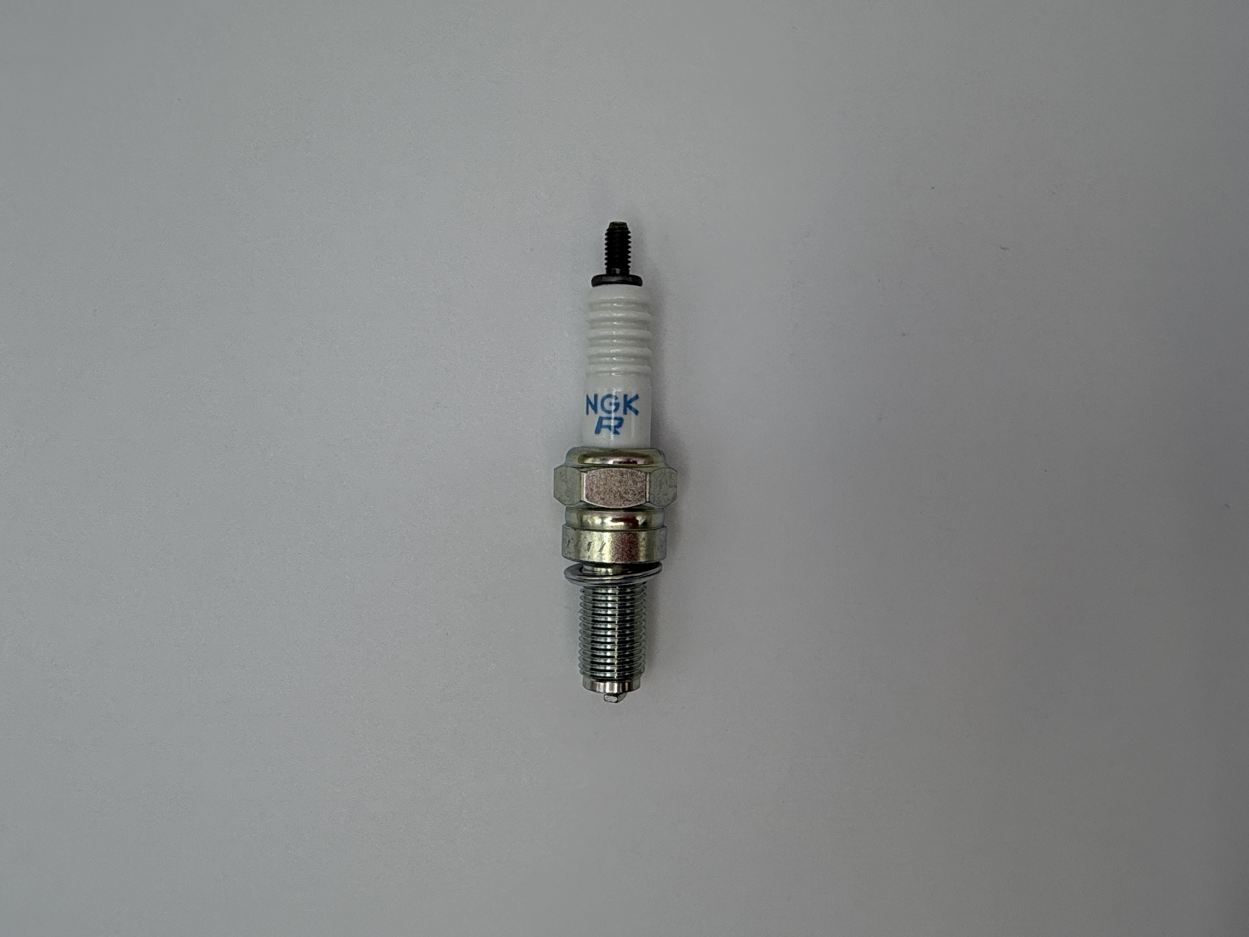 NGK Spark Plug CR6E (6965) (Japan)