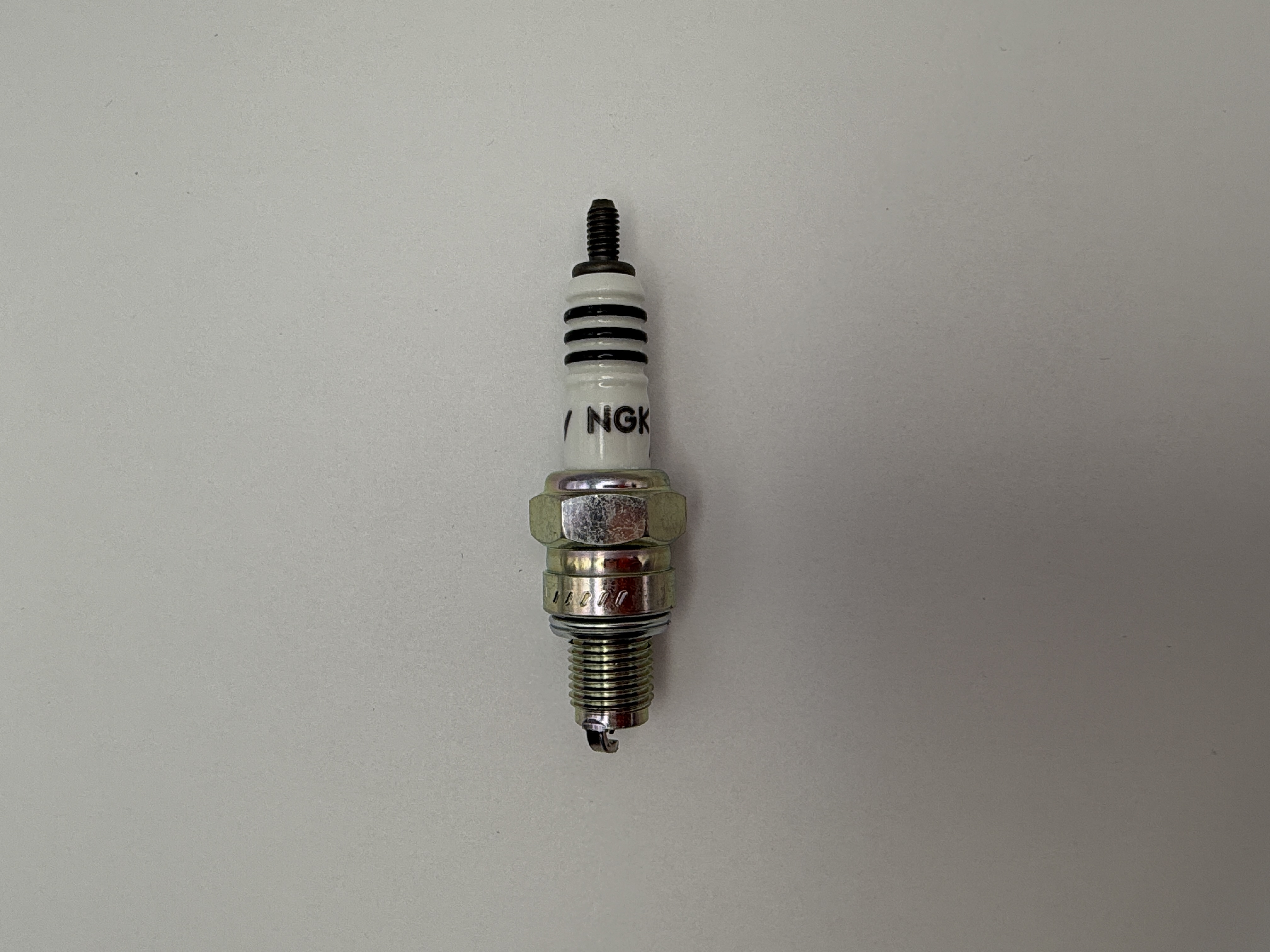NGK Spark Plug CR6HIX (7274) (Japan)