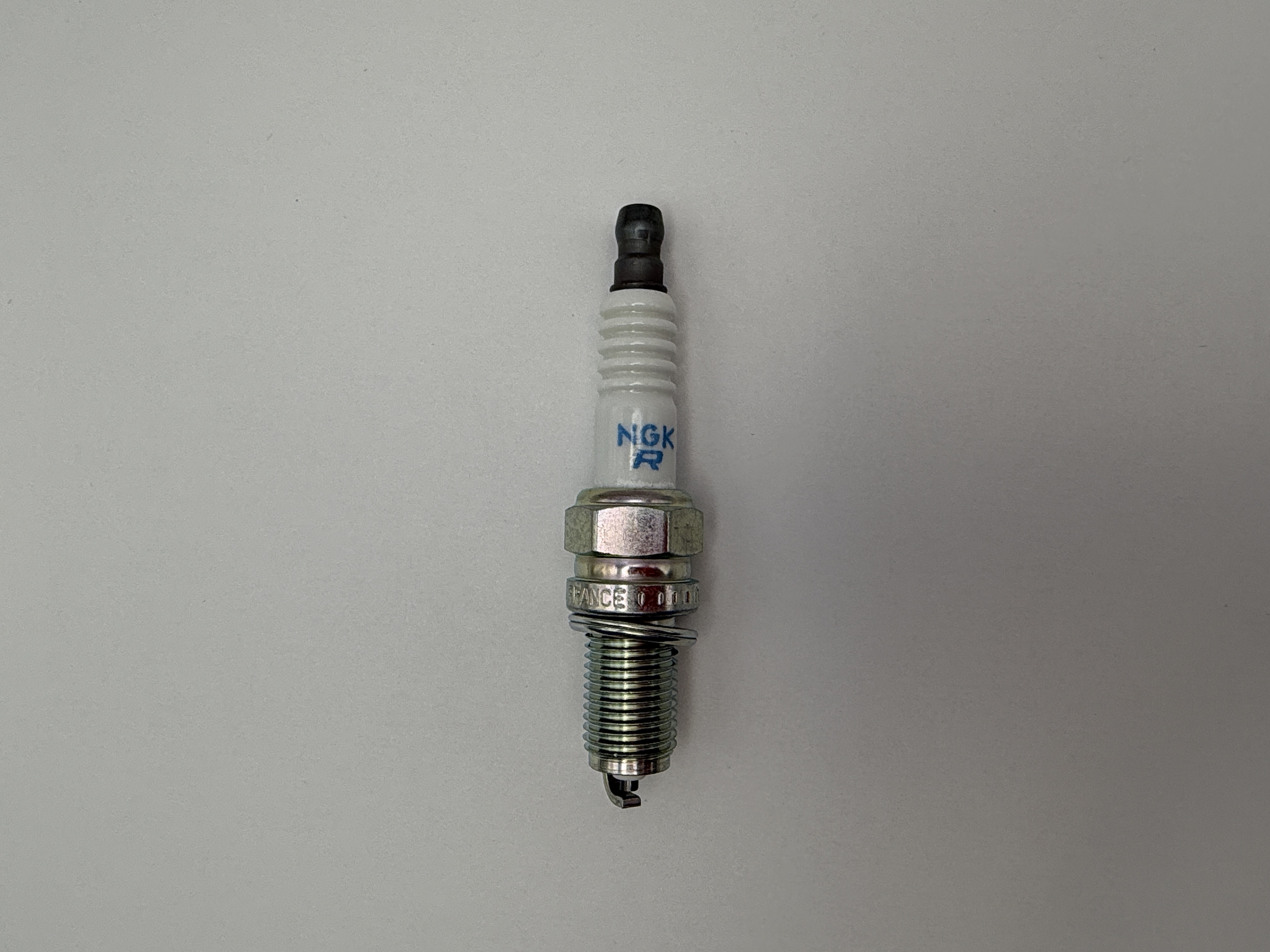 NGK Spark Plug DCPR6E (3481) (Japan)
