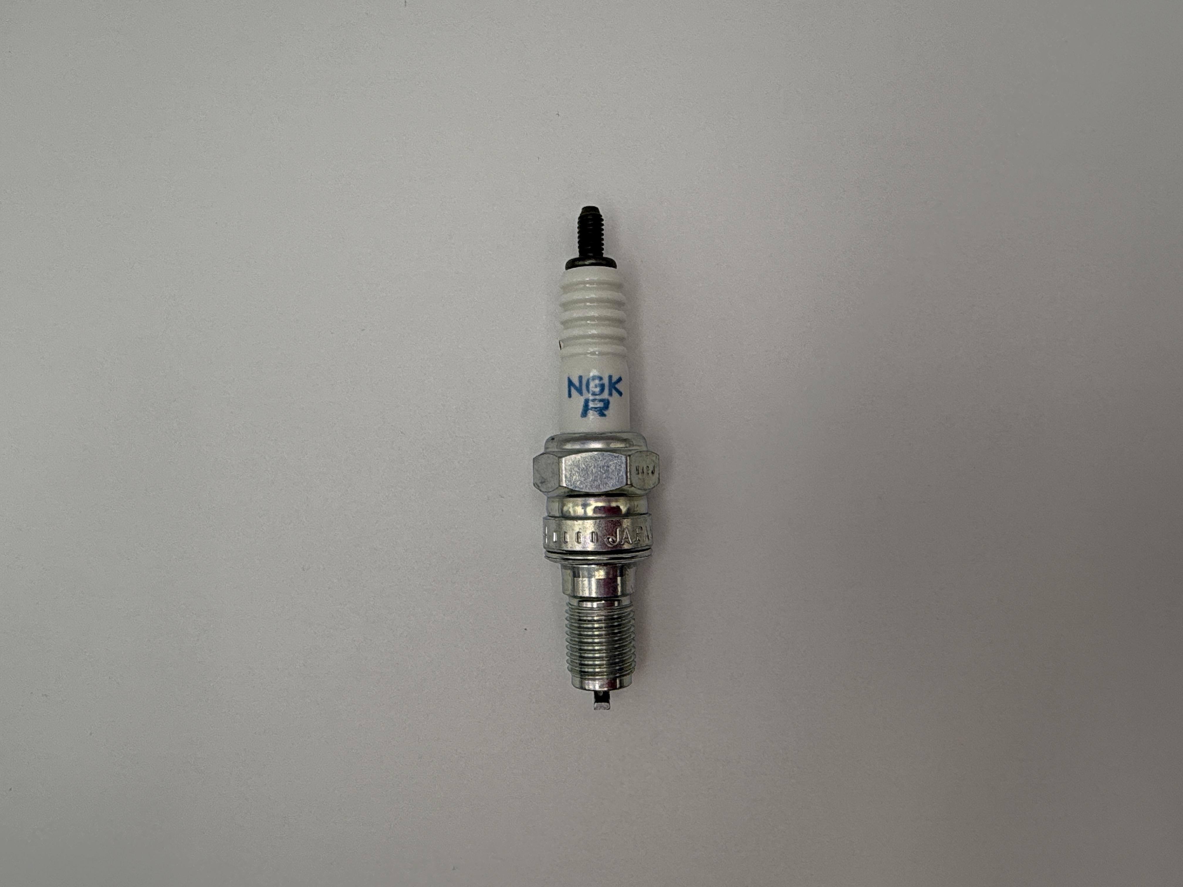 NGK Spark Plug CR7EH-9 (3486) (Japan)
