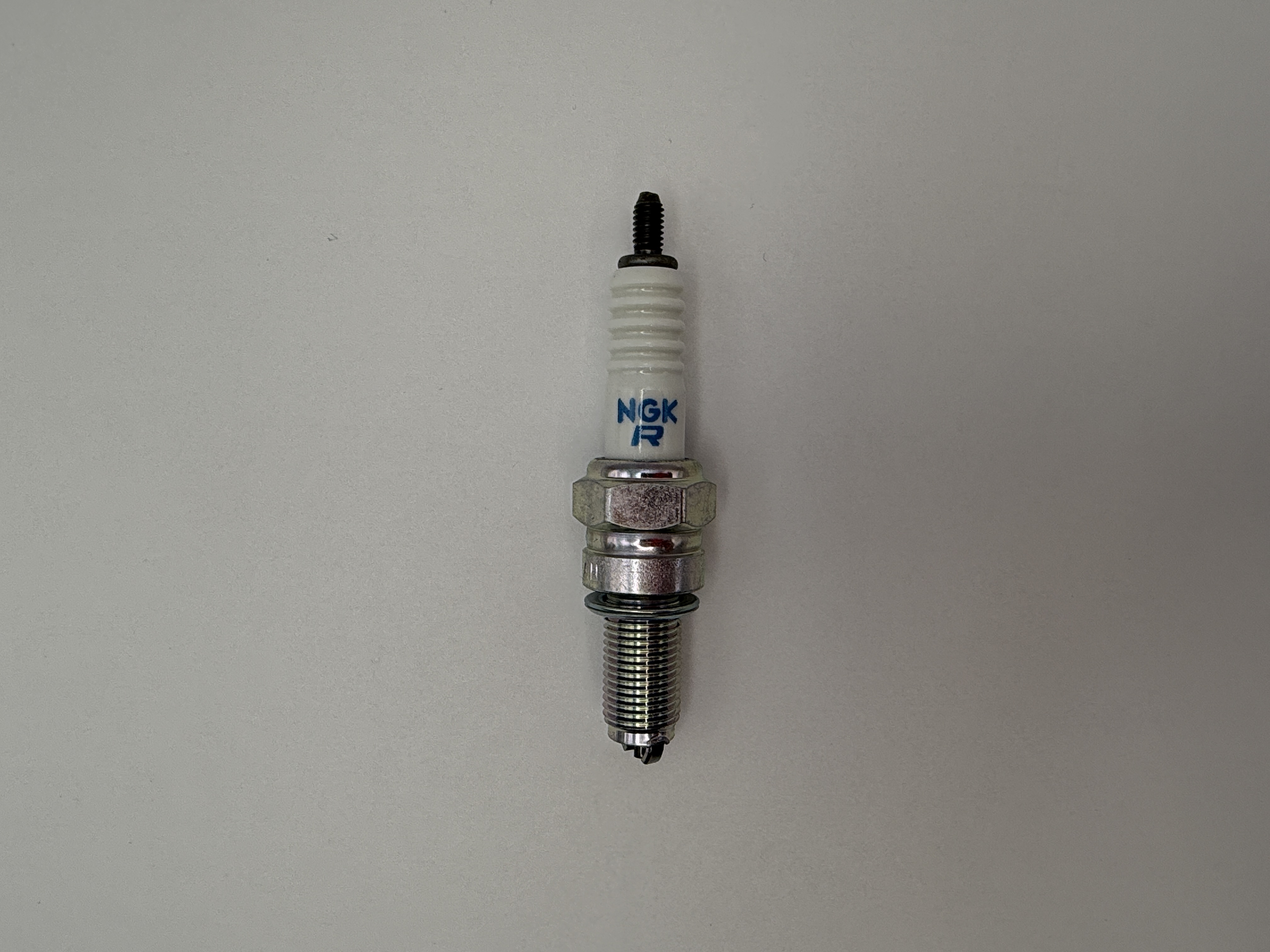 NGK Spark Plug CR7EK (7546) (Japan)