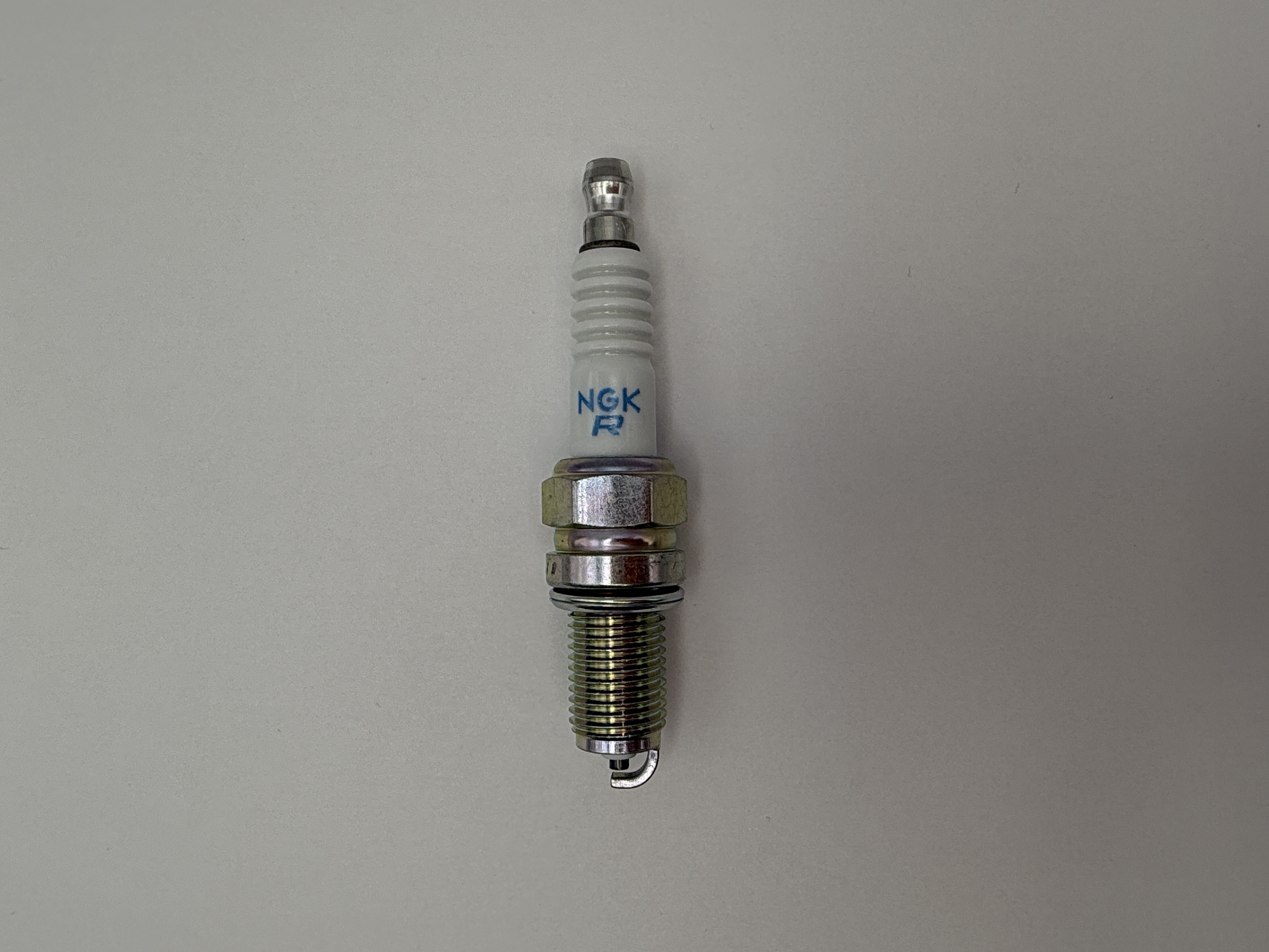 NGK Spark Plug DCPR7E (3932) (Japan)