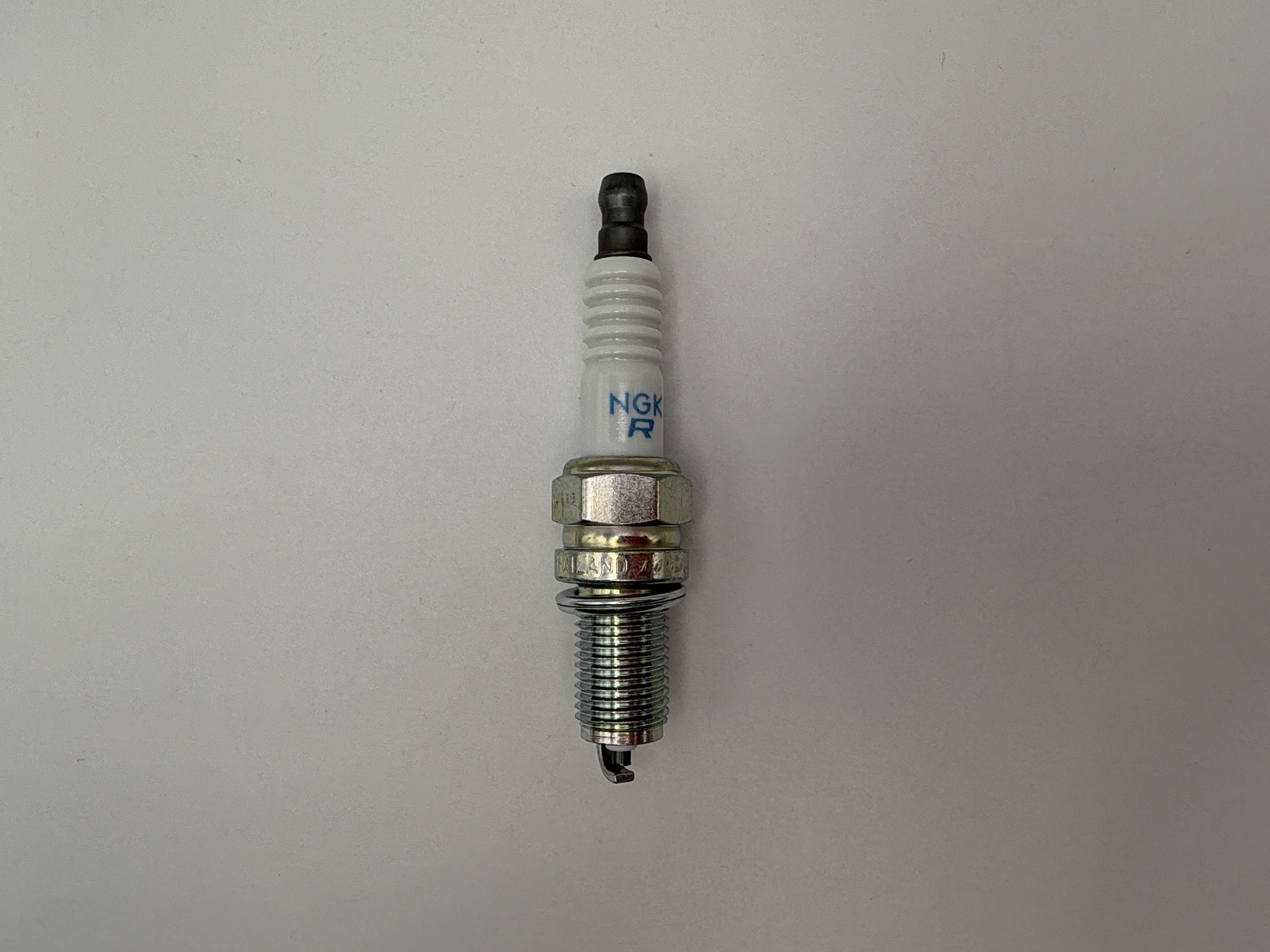 NGK Spark Plug DCPR7EA-9 (6651) (Japan)