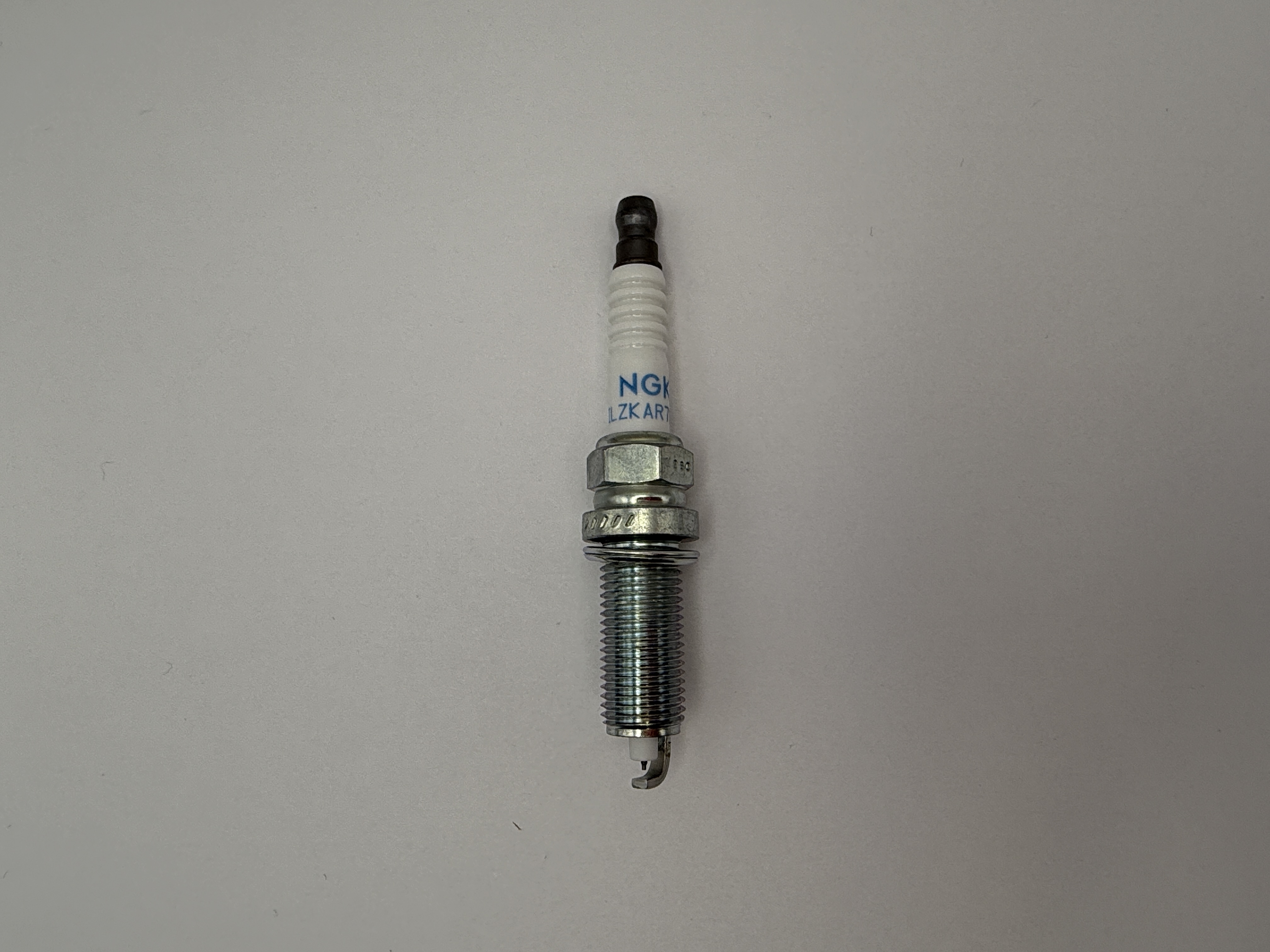 NGK Spark Plug ILZKAR7B11 (1654) (Japan)