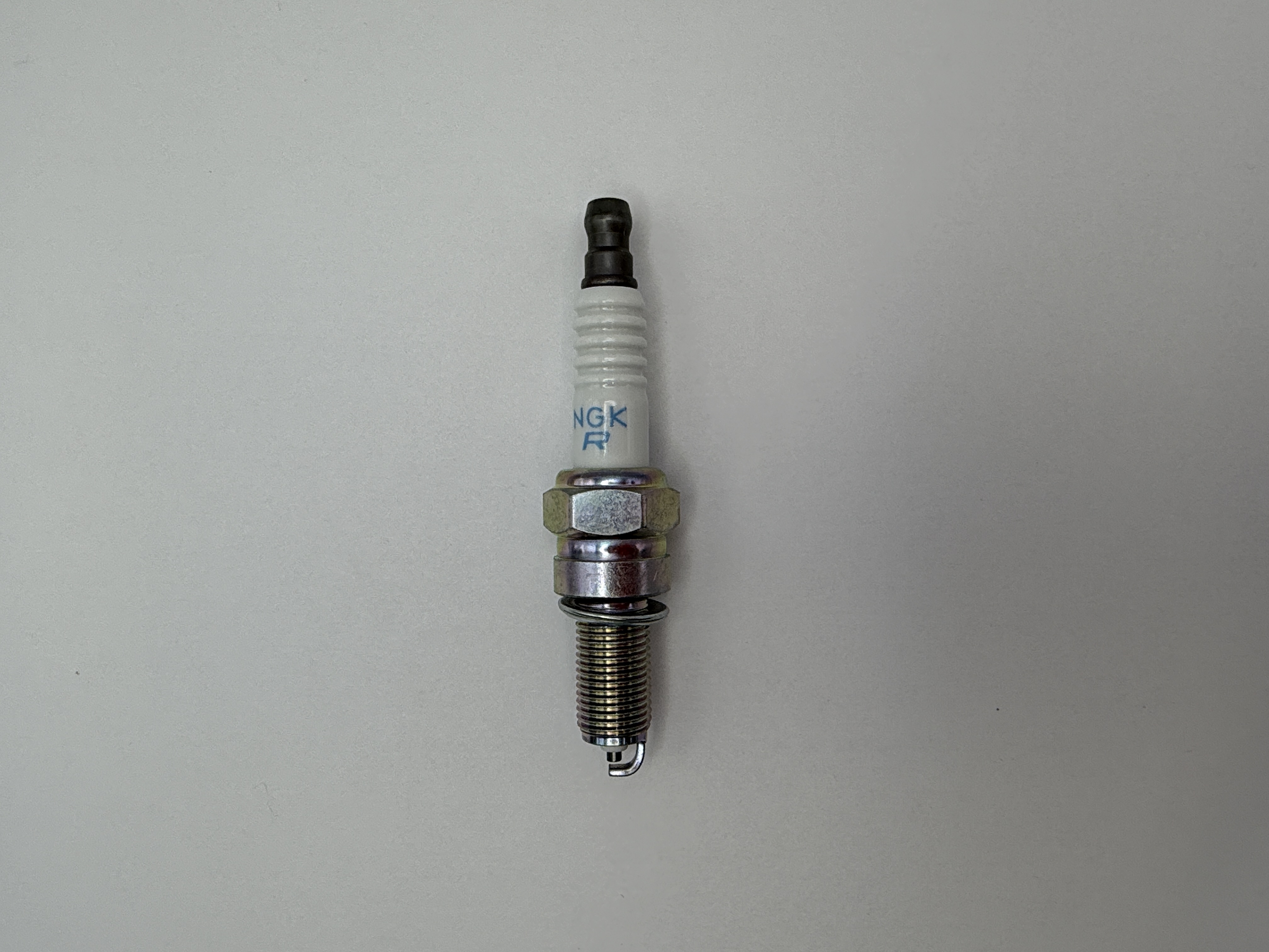 NGK Spark Plug MR7F (95897) (Japan)