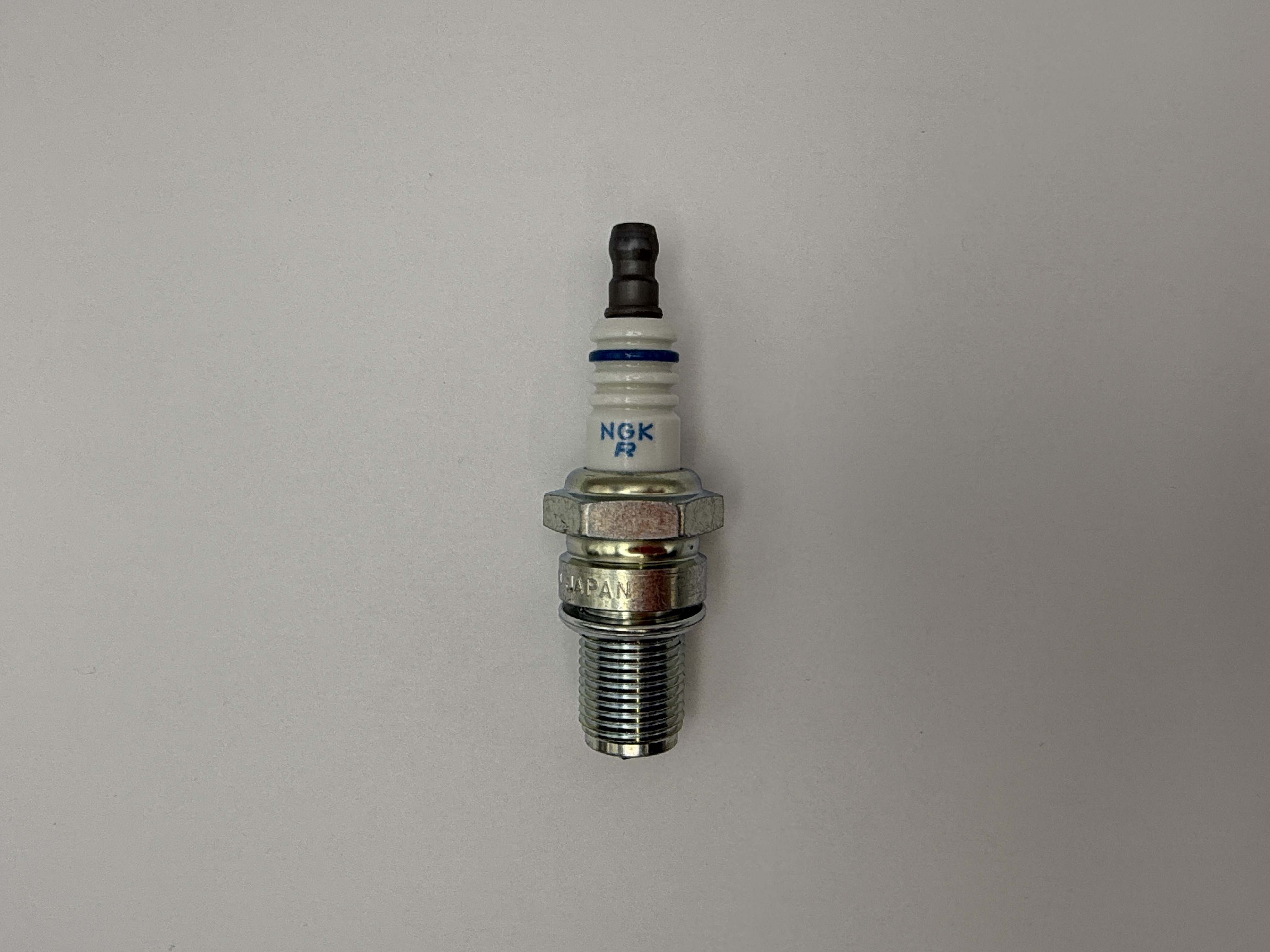 NGK Spark Plug BR8ECM (3035) (Japan)