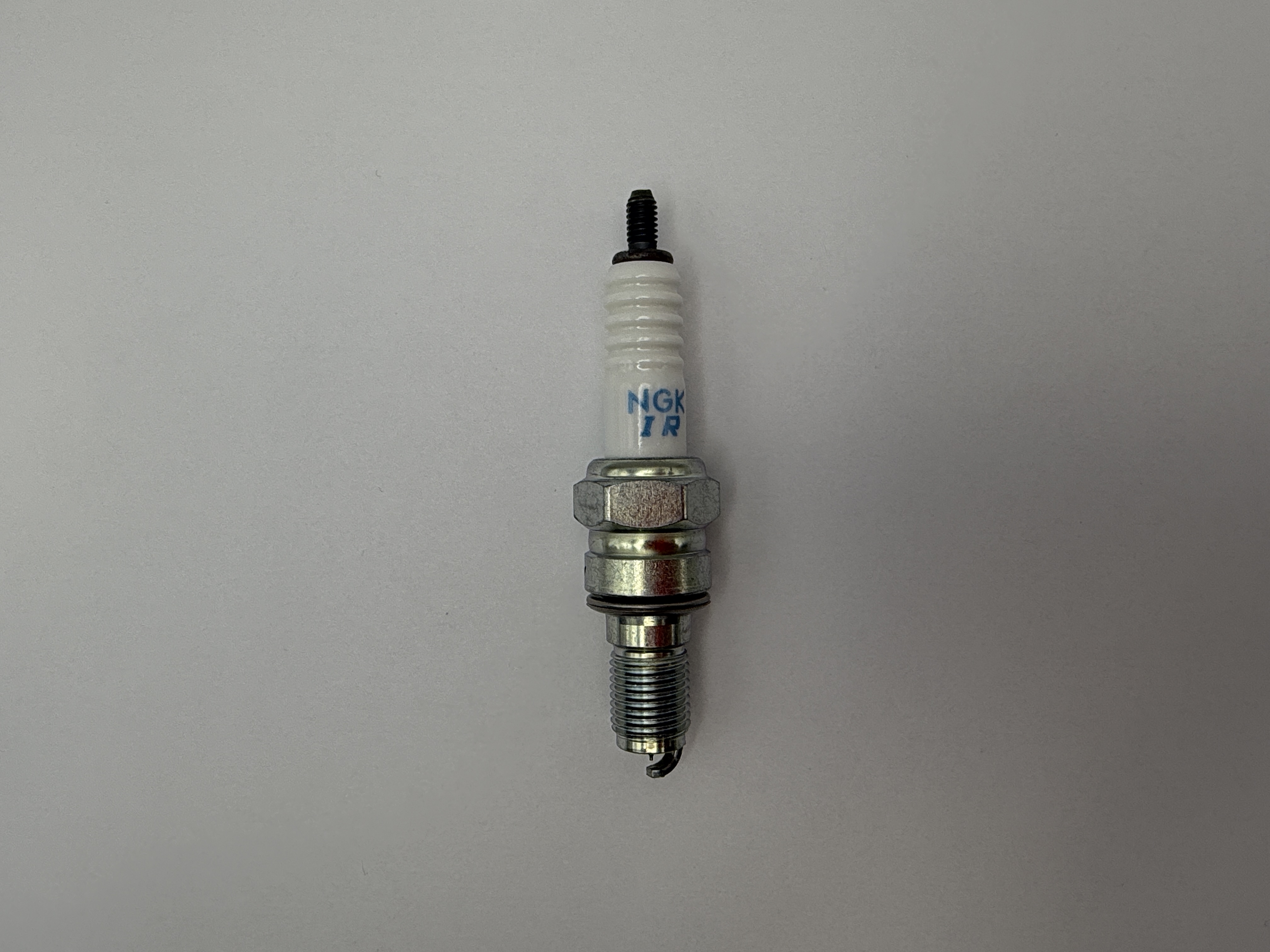 NGK Spark Plug IMR8E-9HES (95397) (Japan)