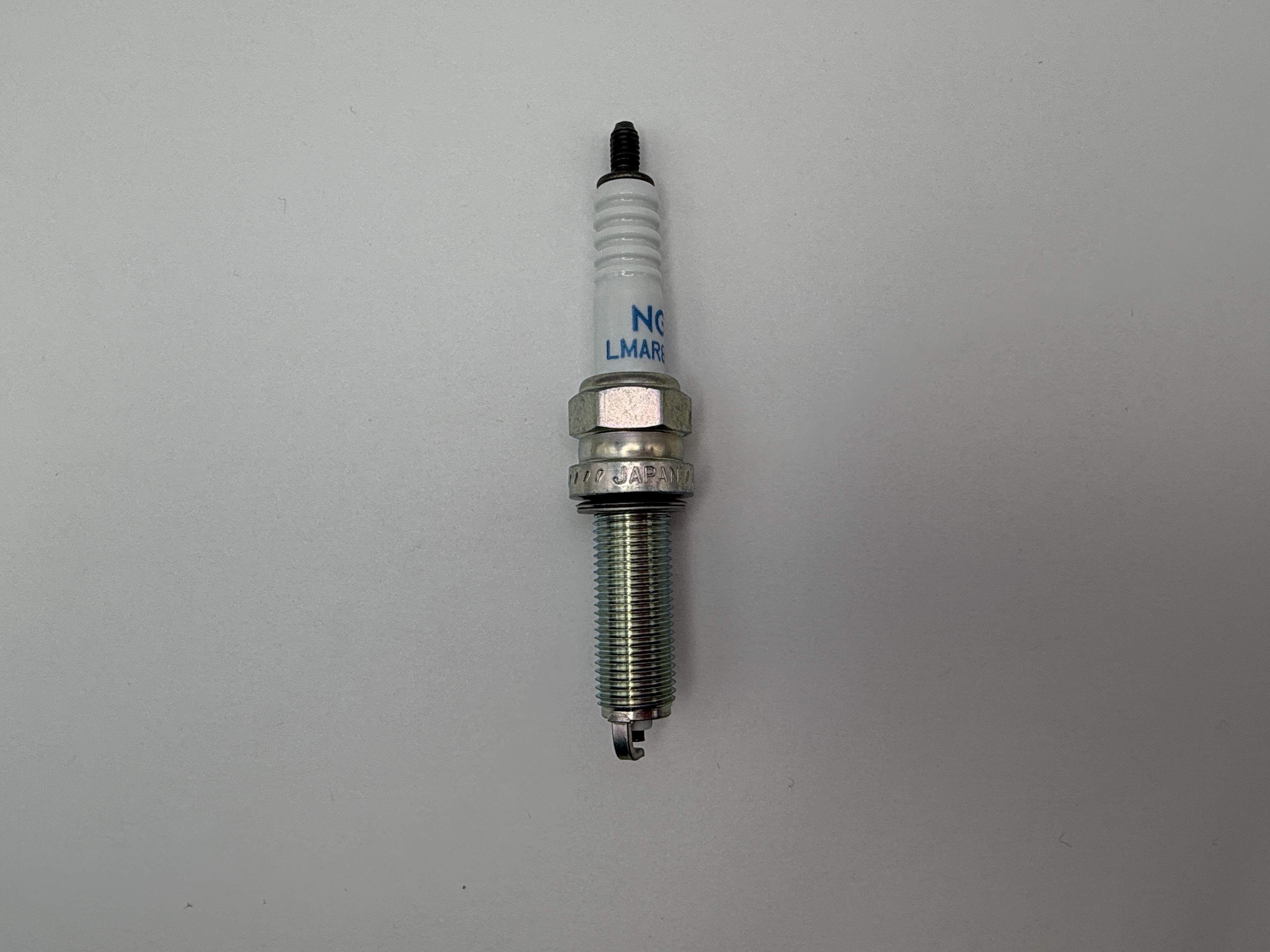 NGK Spark Plug LMAR8A-9S (6817) (Japan)
