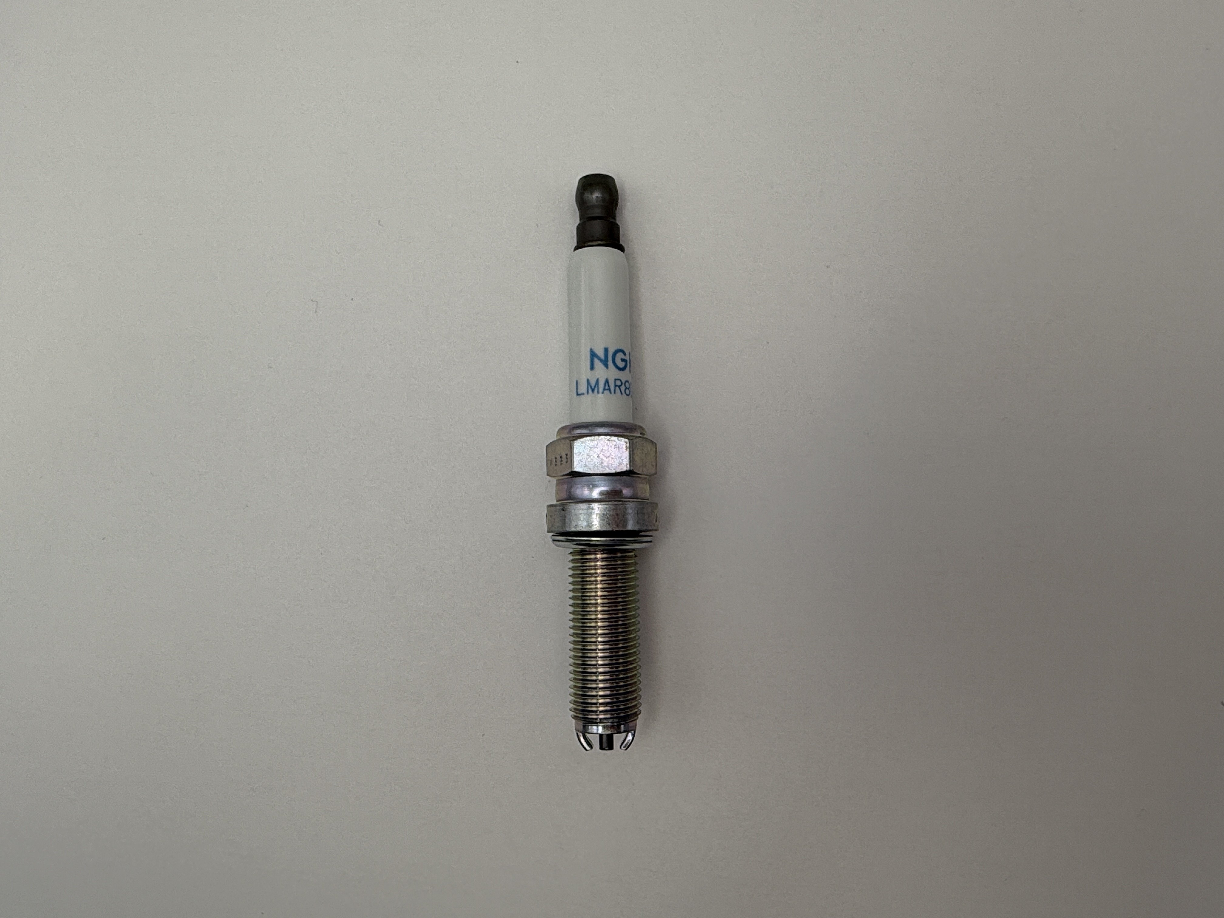 NGK Spark Plug LMAR8D-J (93444) (Japan)