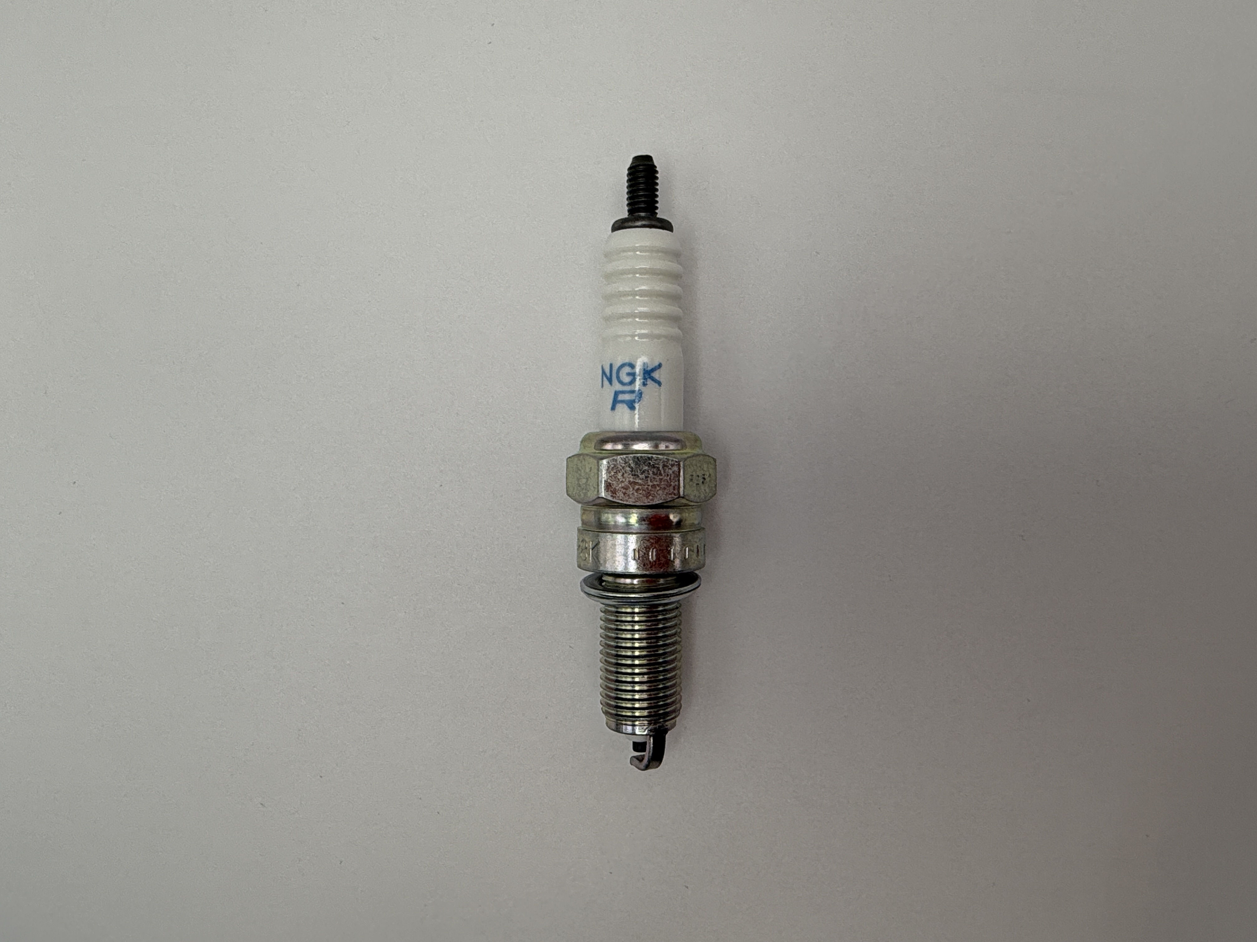 NGK Spark Plug MR8K-9 (93844) (Japan)