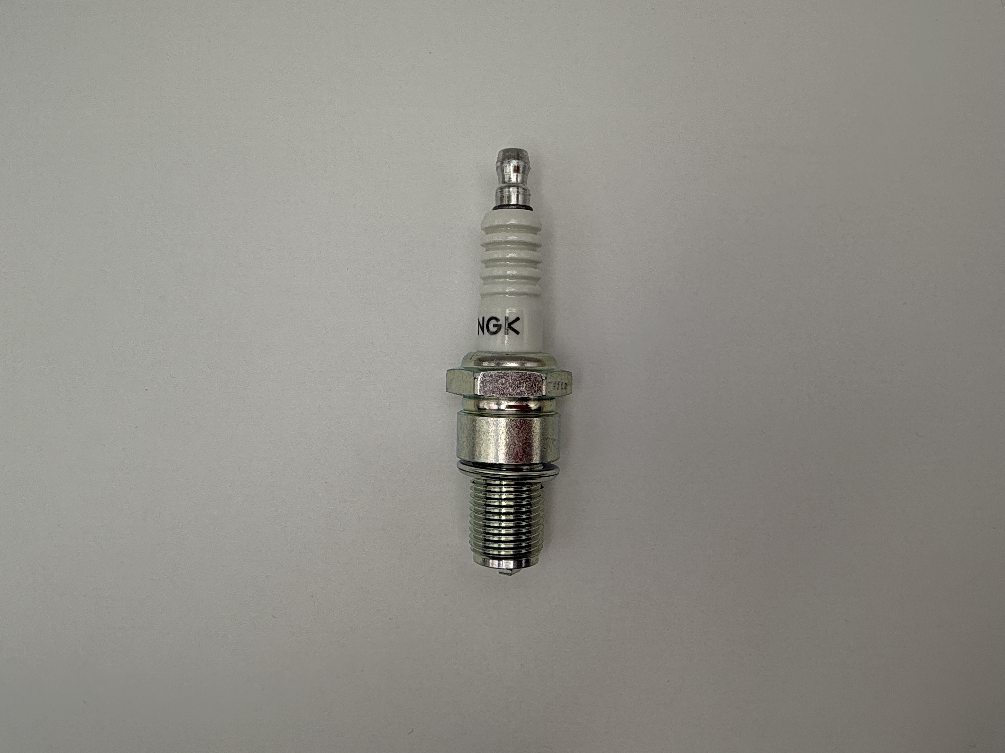 NGK Spark Plug B9EG (3530) (Japan)