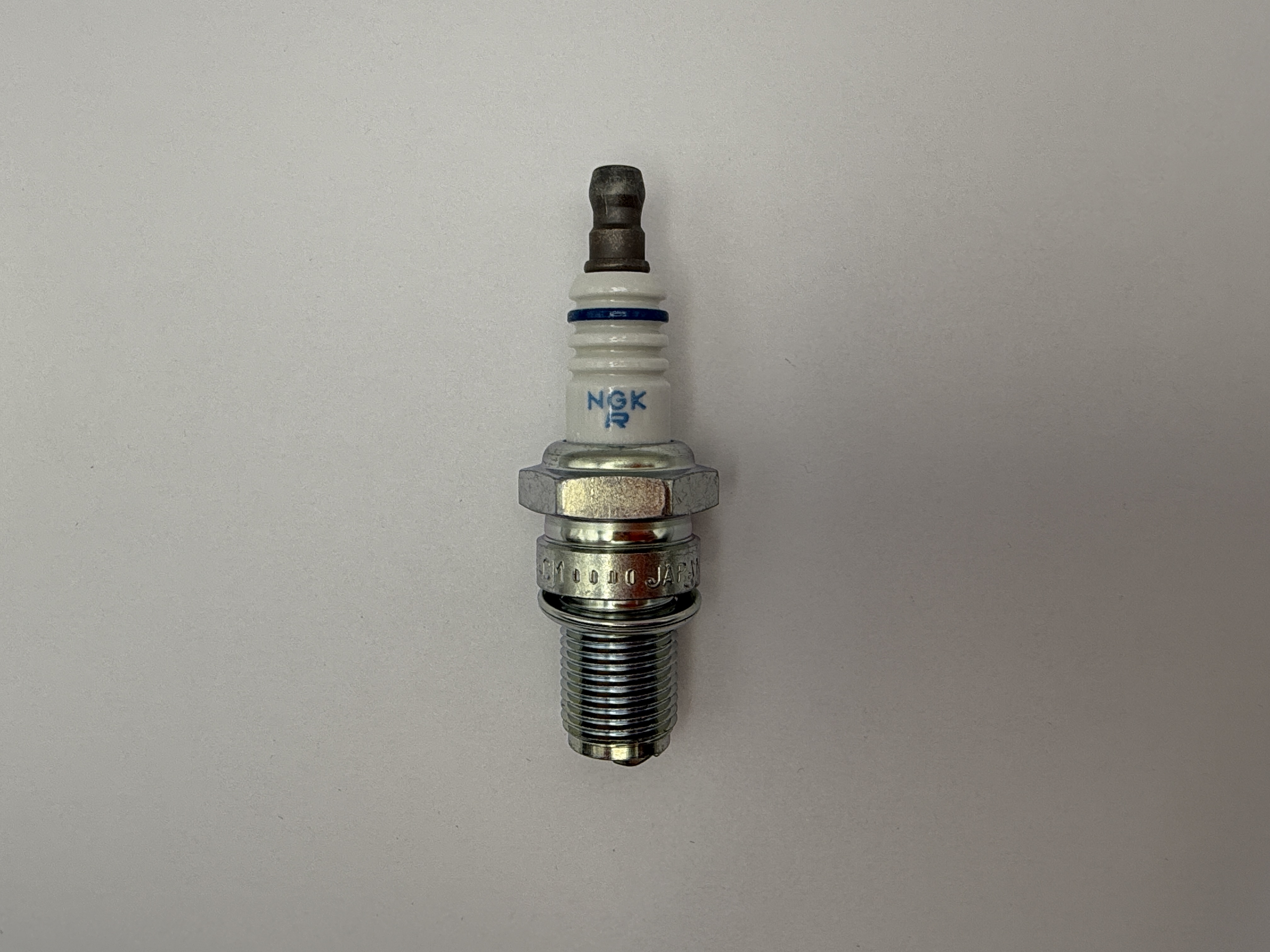 NGK Spark Plug BR9ECM (3252) (Japan)