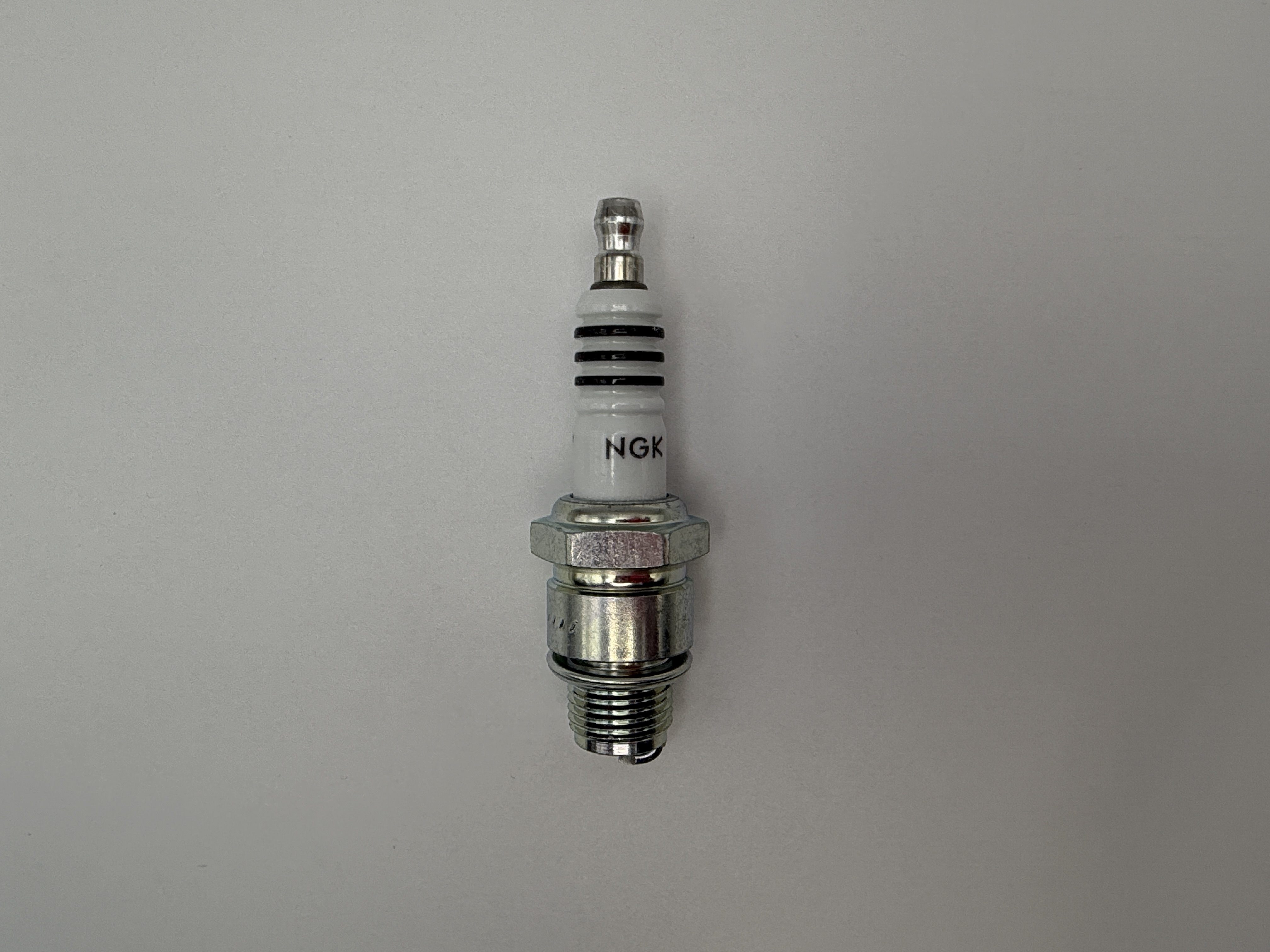 NGK Spark Plug BR9HIX (5687) (Japan)