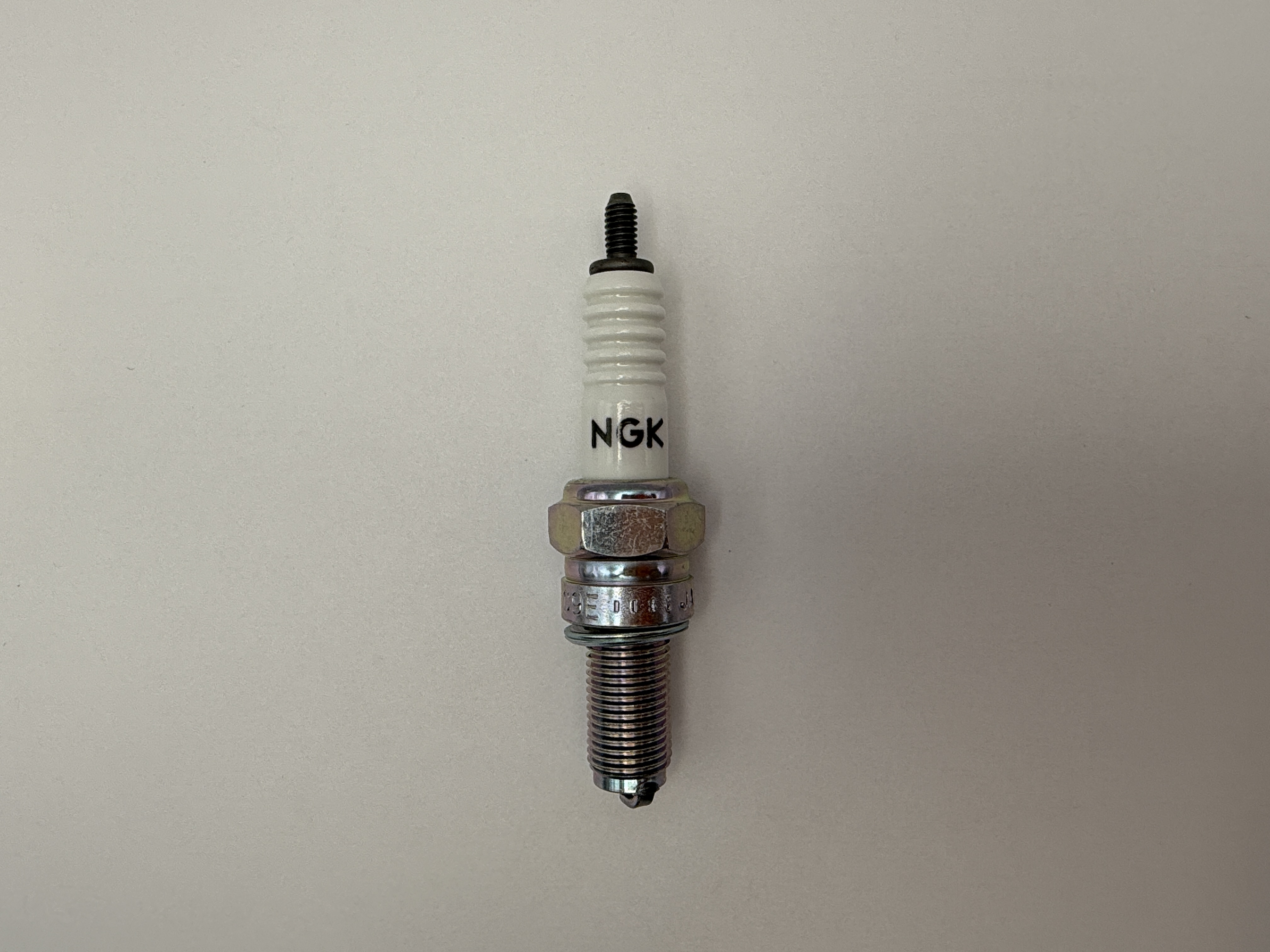 NGK Spark Plug C9E (7499) (Japan)