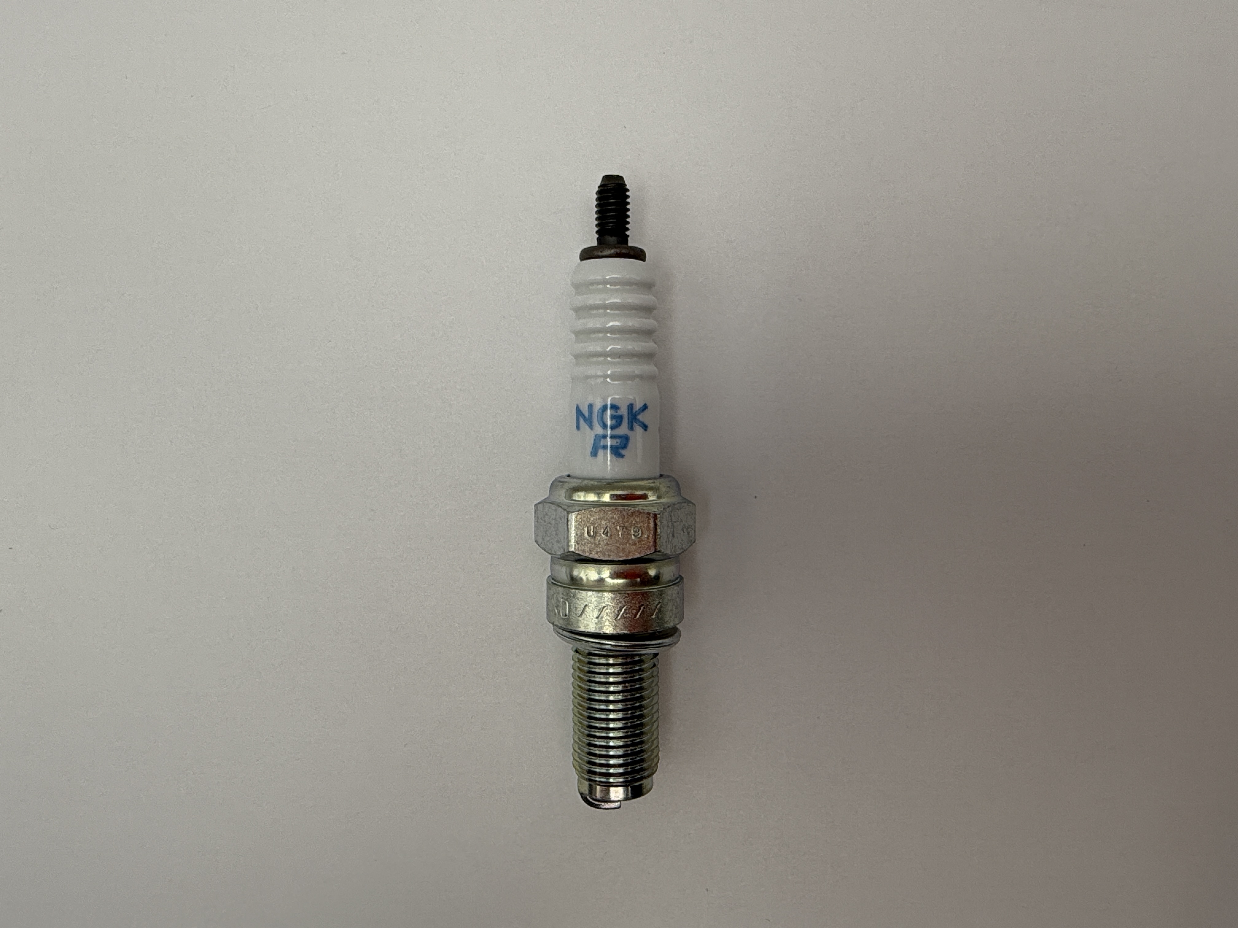 NGK Spark Plug CR9E (6263) (Japan)