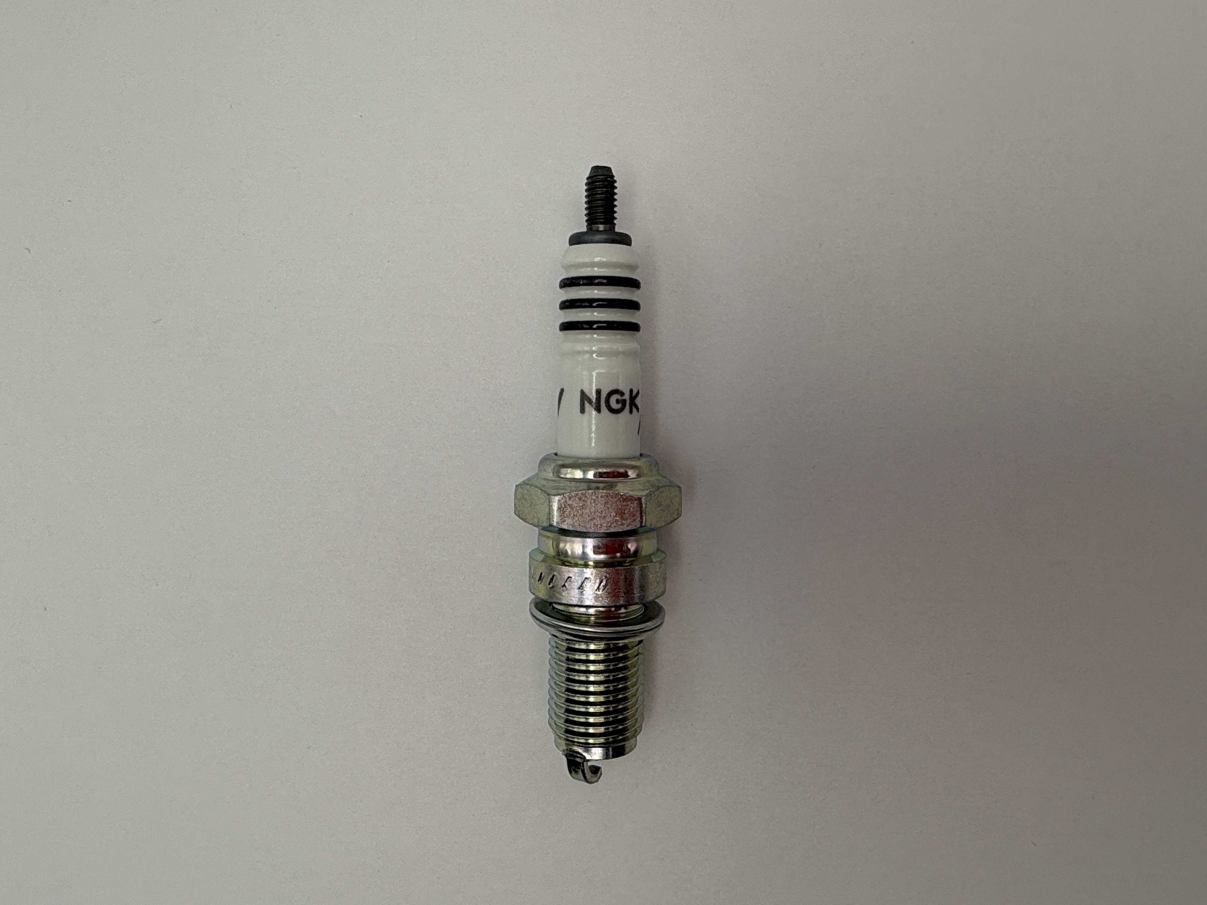 NGK Spark Plug DR9EIX (4772) (Japan)