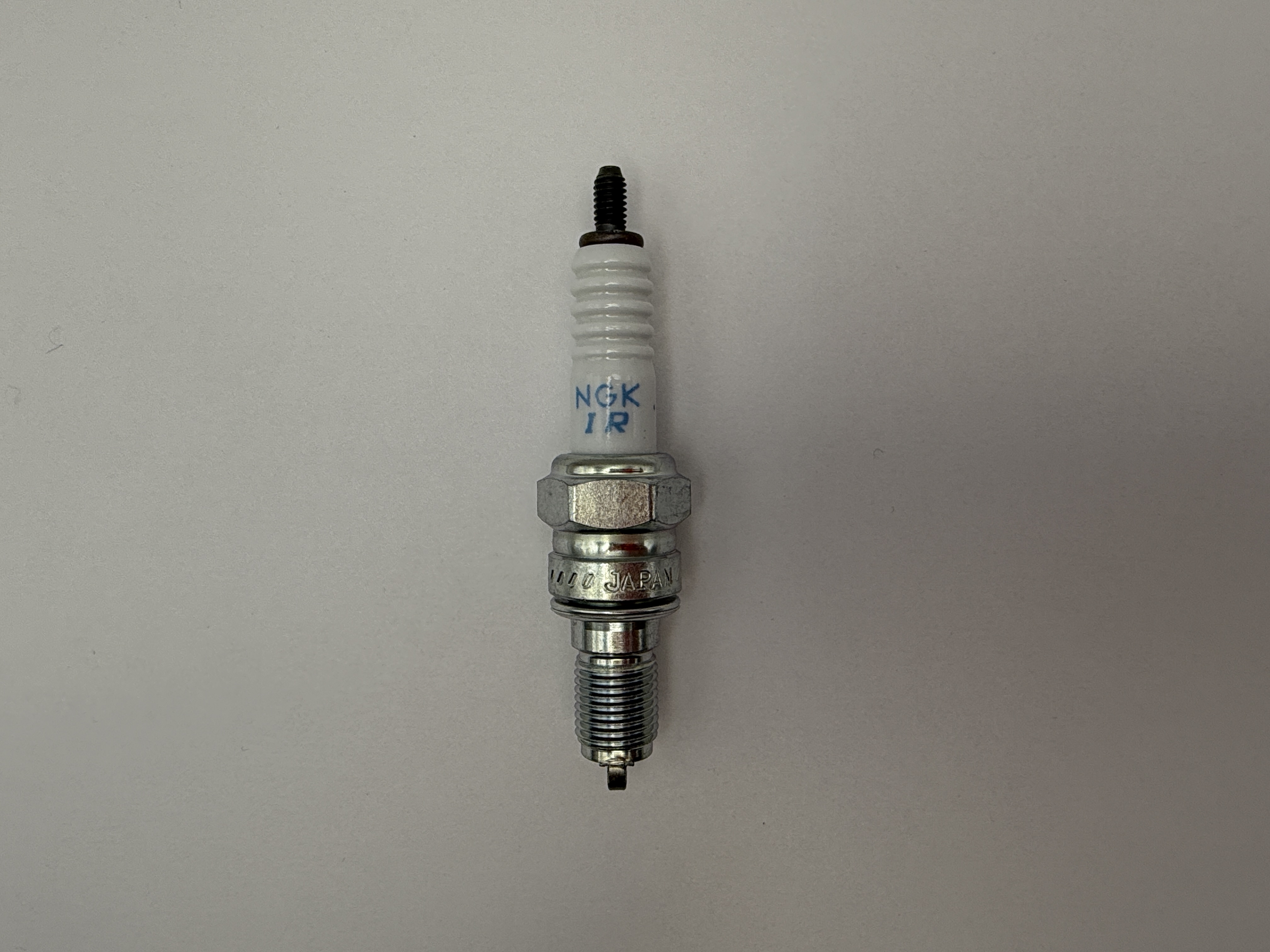 NGK Spark Plug IMR9C-9H (6777) (Japan)