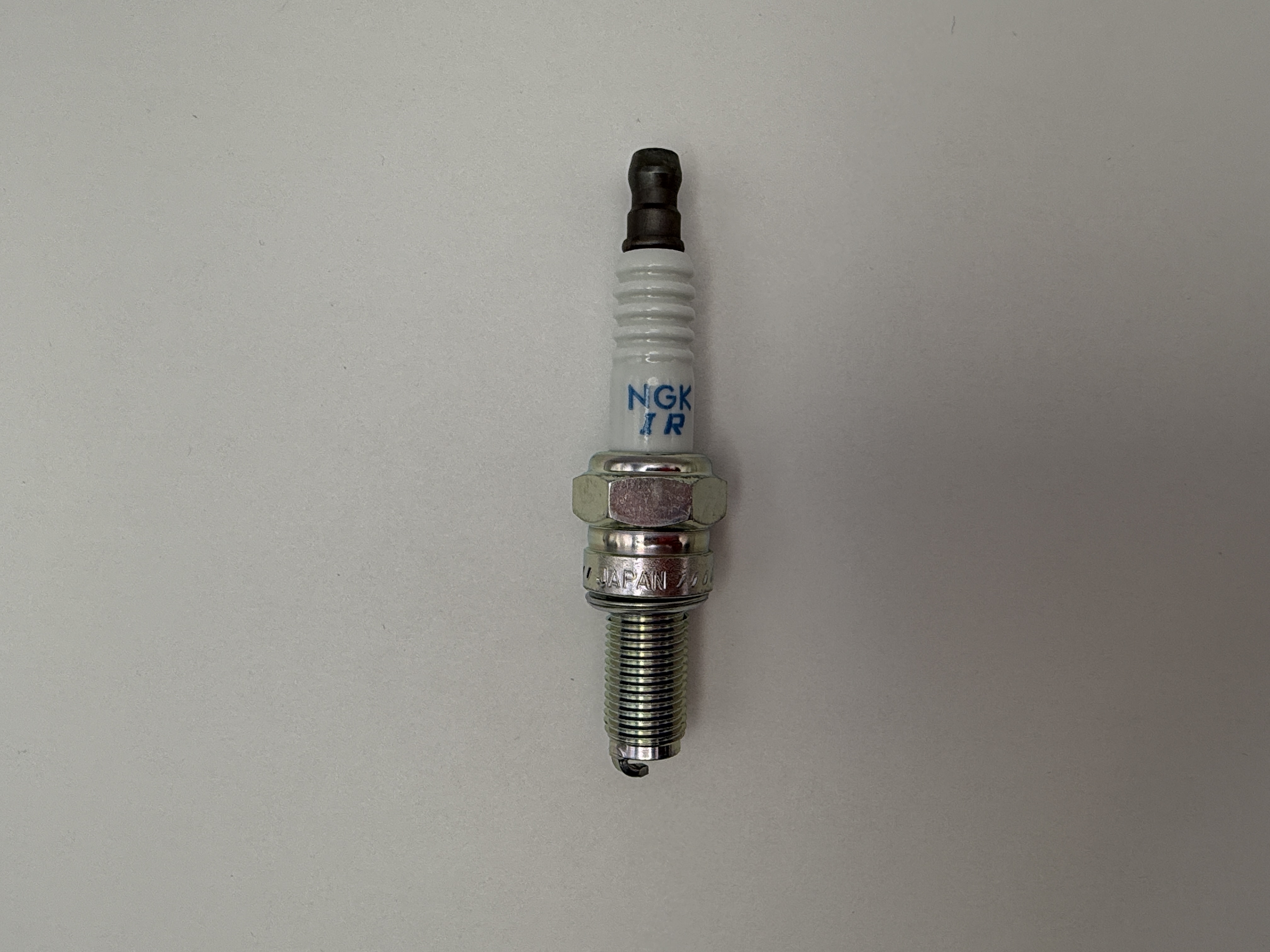 NGK Spark Plug MR9DI-7 (94907) (Japan)