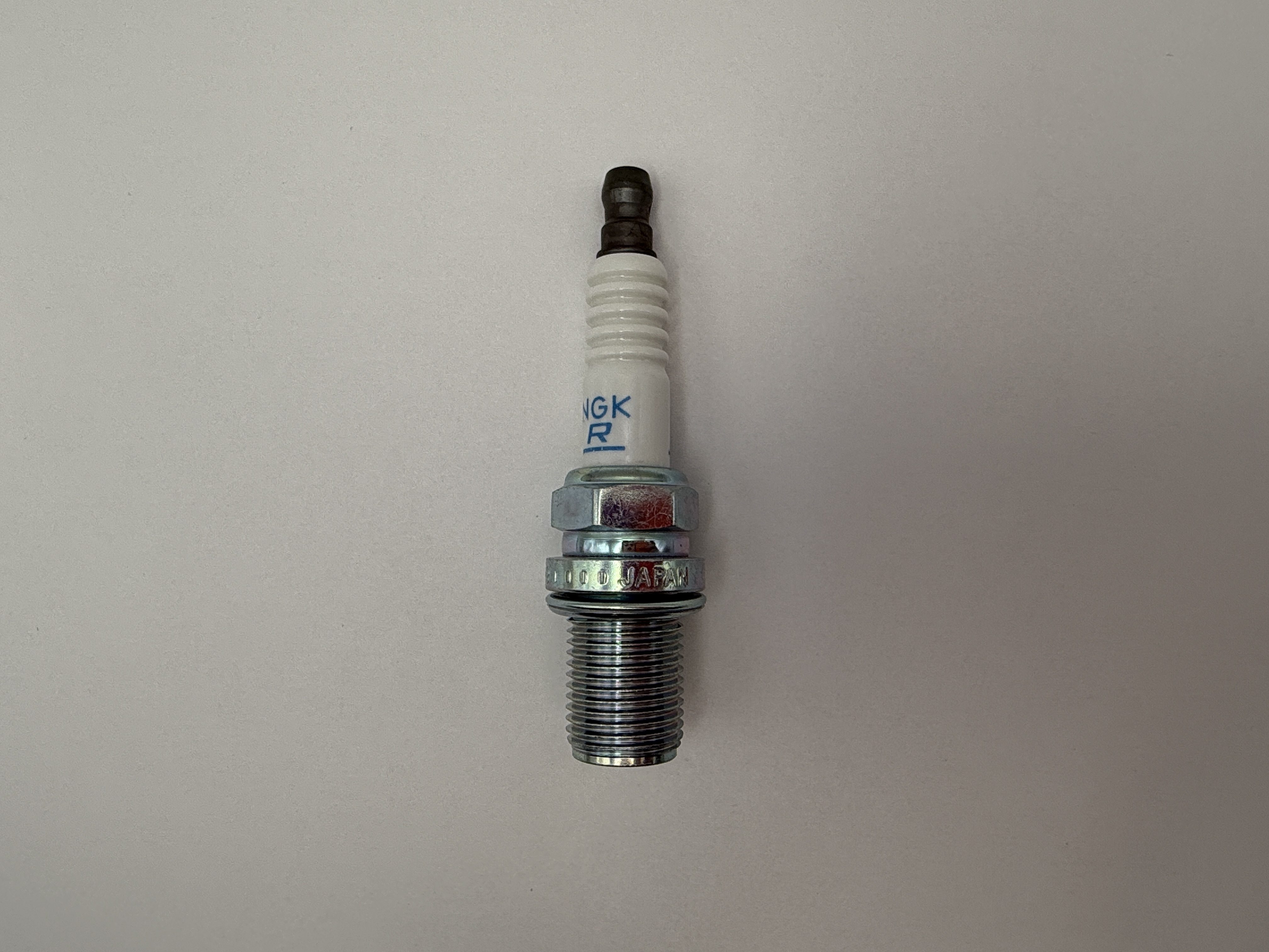 NGK Spark Plug R6601-9 (7885)(Japan) replaces R5883-9(2780)