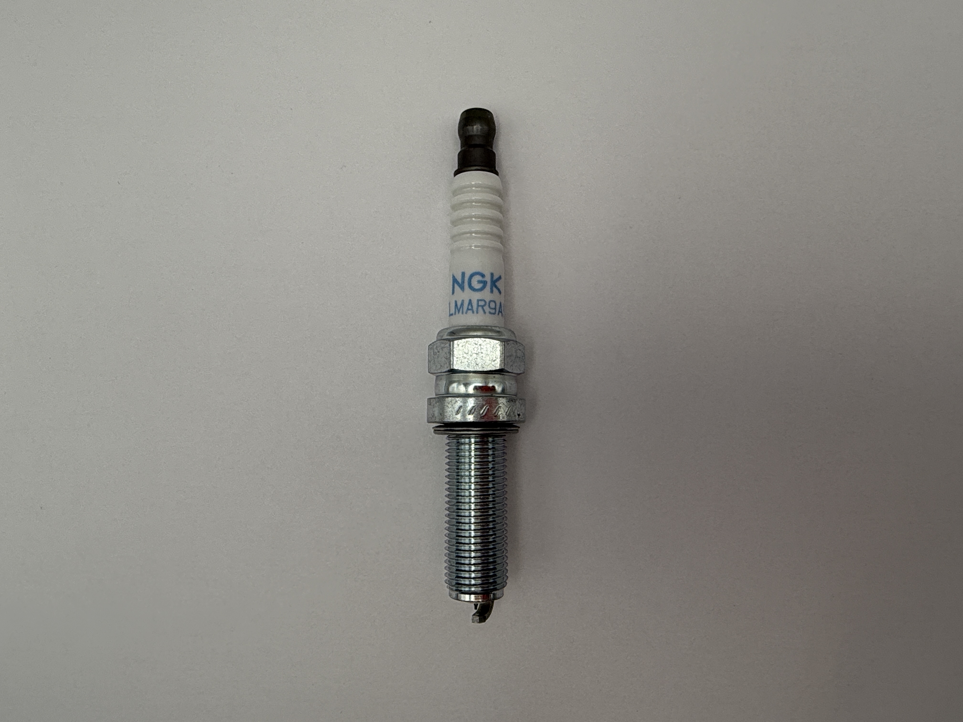 NGK Spark Plug SILMAR9A9S (6213) (Japan)