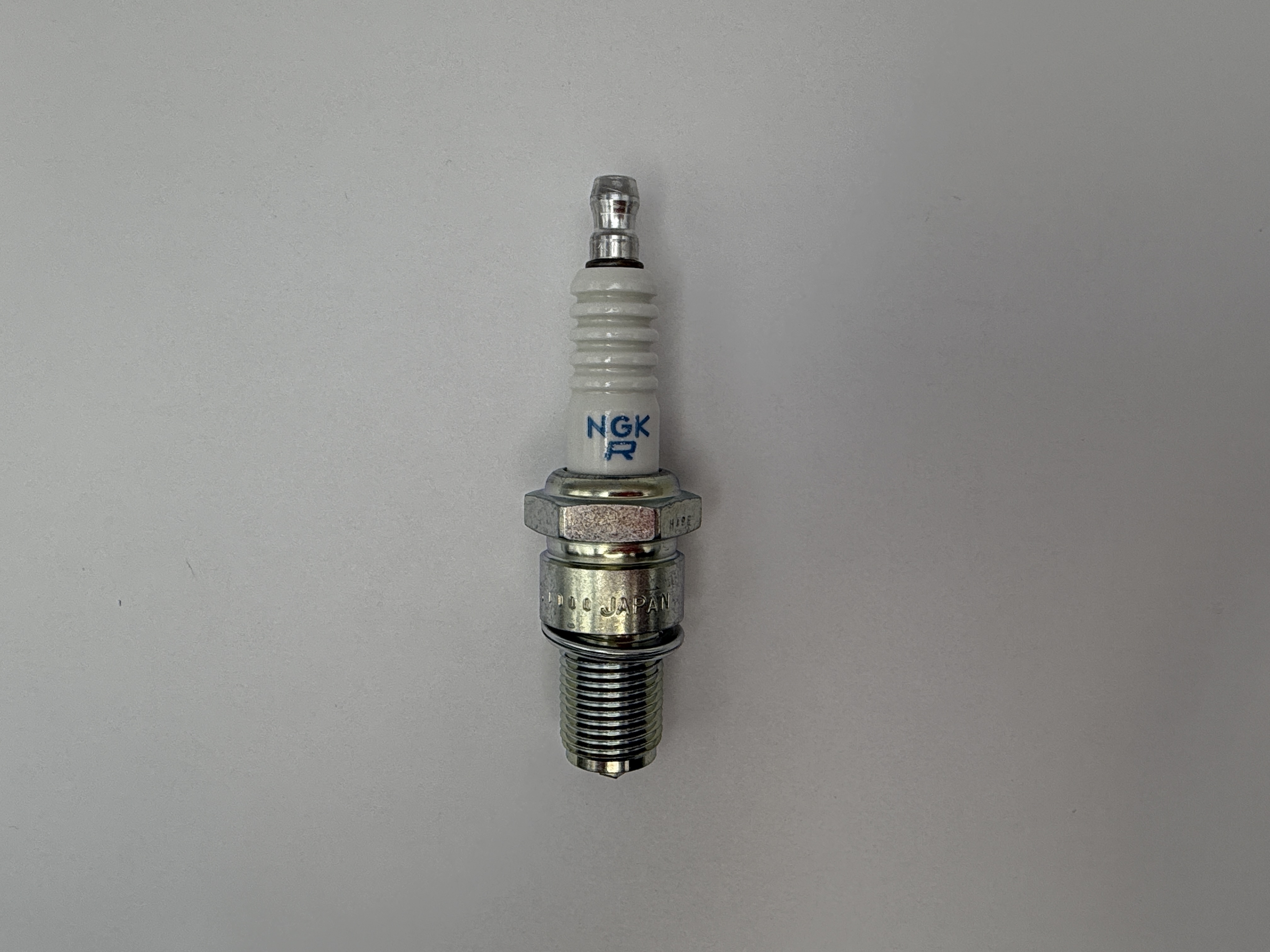 NGK Spark Plug BR10ES (4832) (Japan)