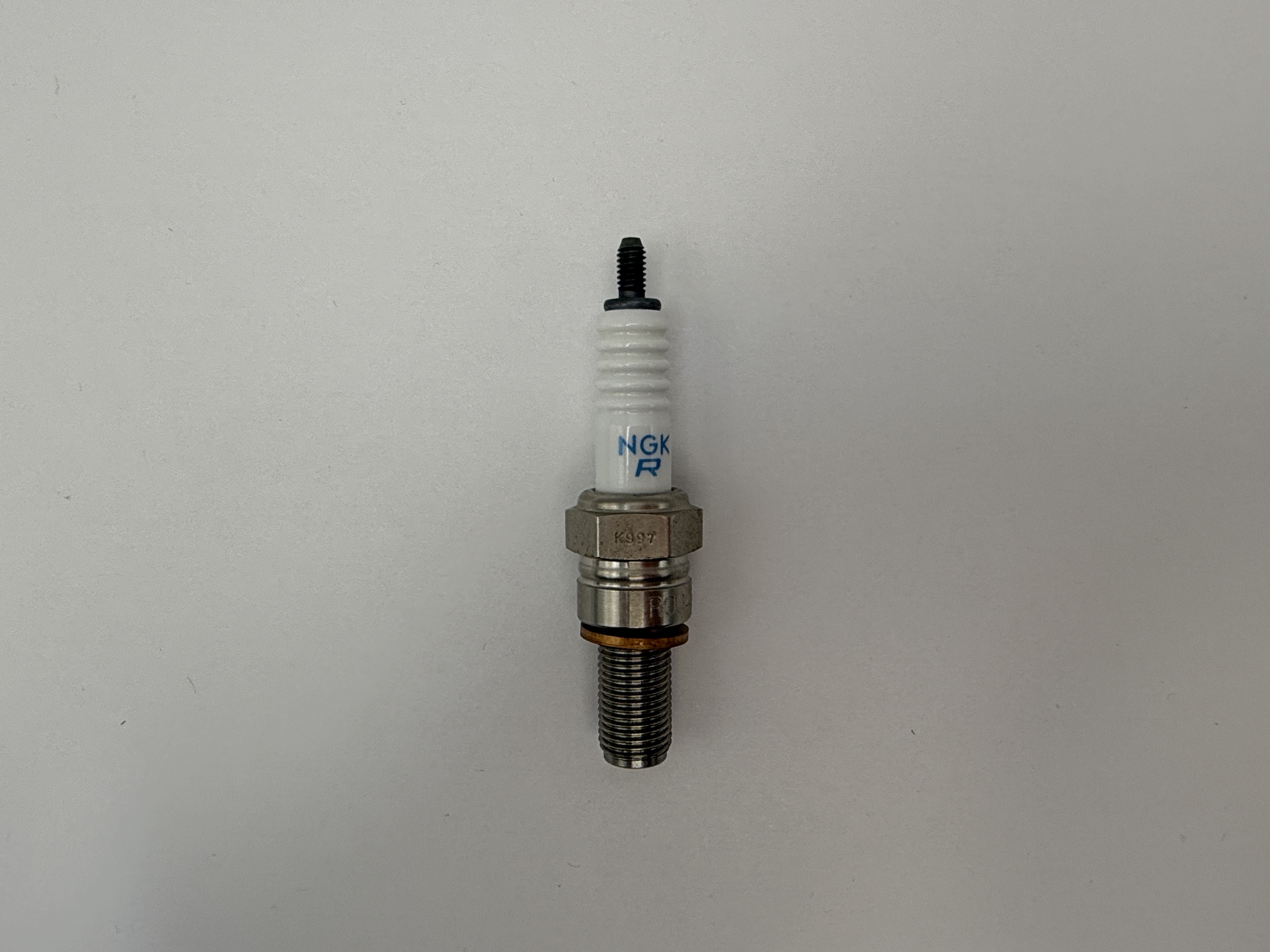 NGK Spark Plug R0045Q-10 (4216) (Japan)