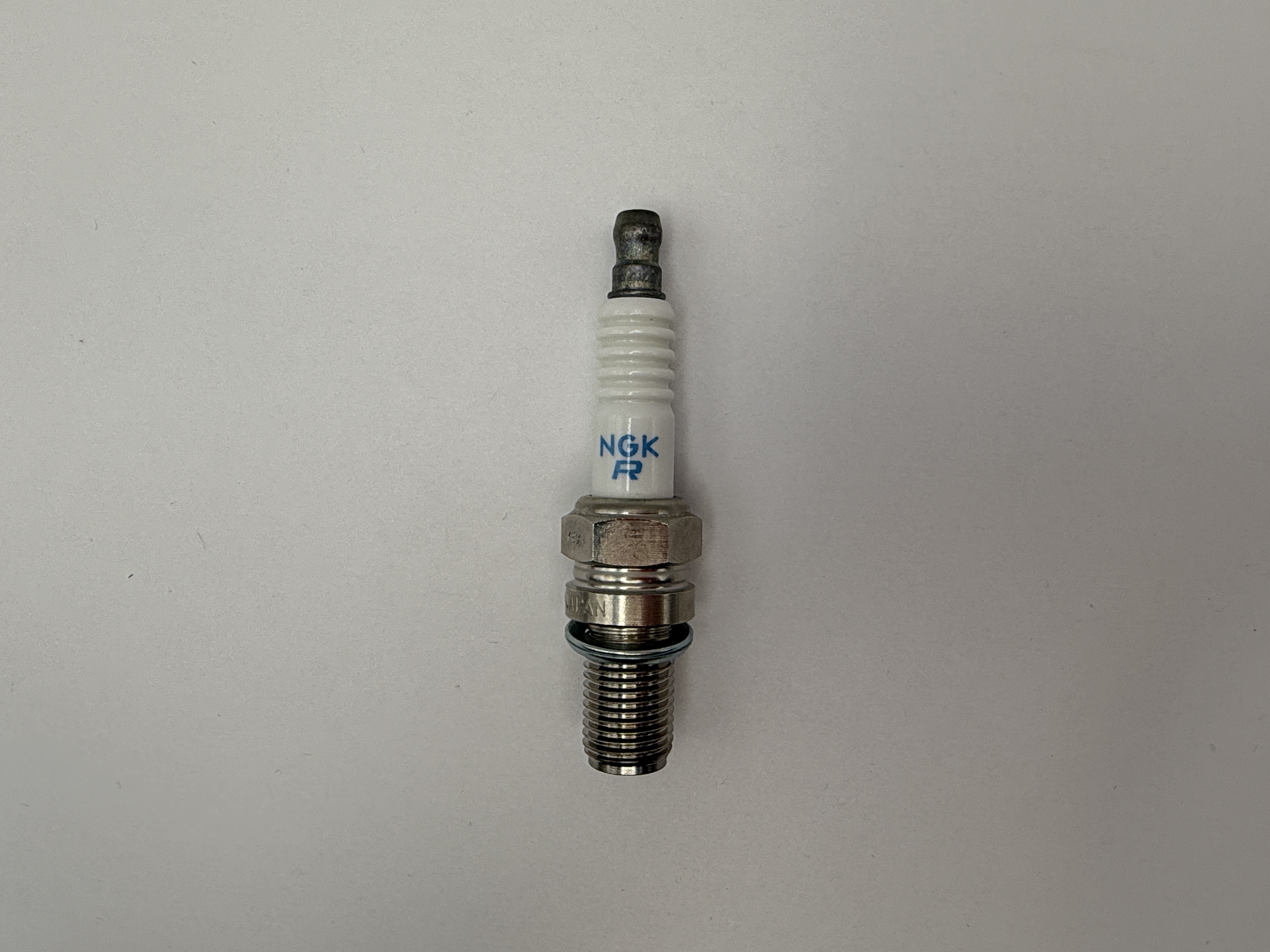 NGK Spark Plug R2349-10 (6839) (Japan)