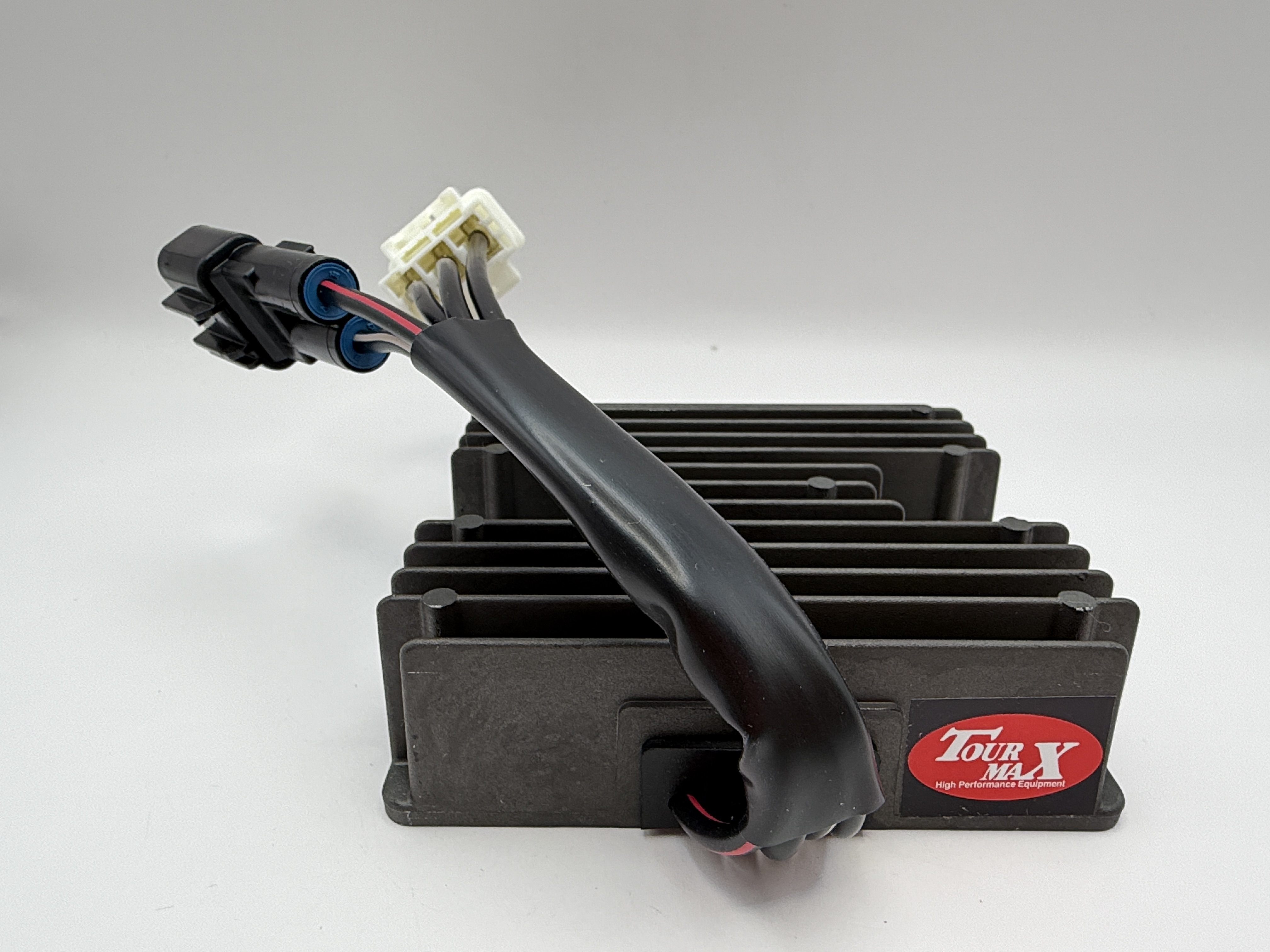TourMax Regulator/Rectifier Suzuki AN650 Burgman 03-10, VZ1500 Intruder 09-10, VLR1800 Intruder 08-11, VZR1800 Intruder 06-10 OE Ref: 32800-10G20